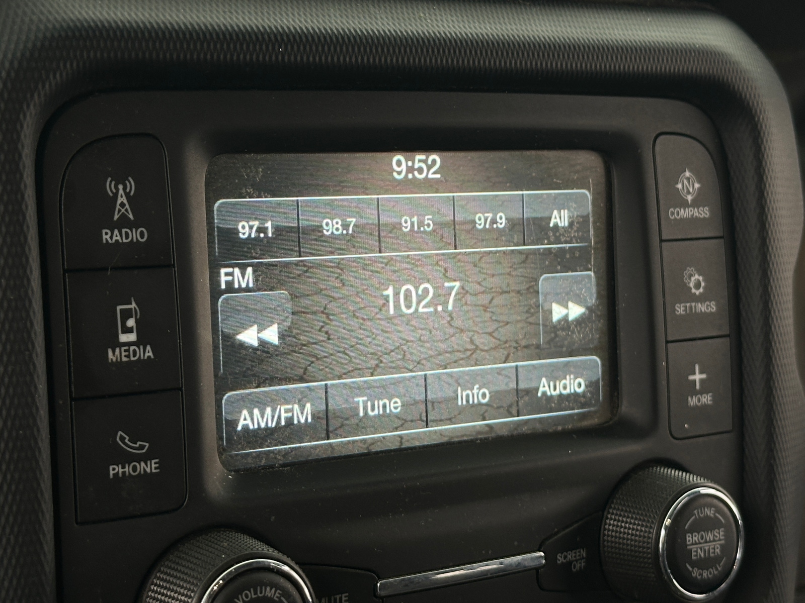 Thumbnail: 2019 Jeep Wrangler - 4