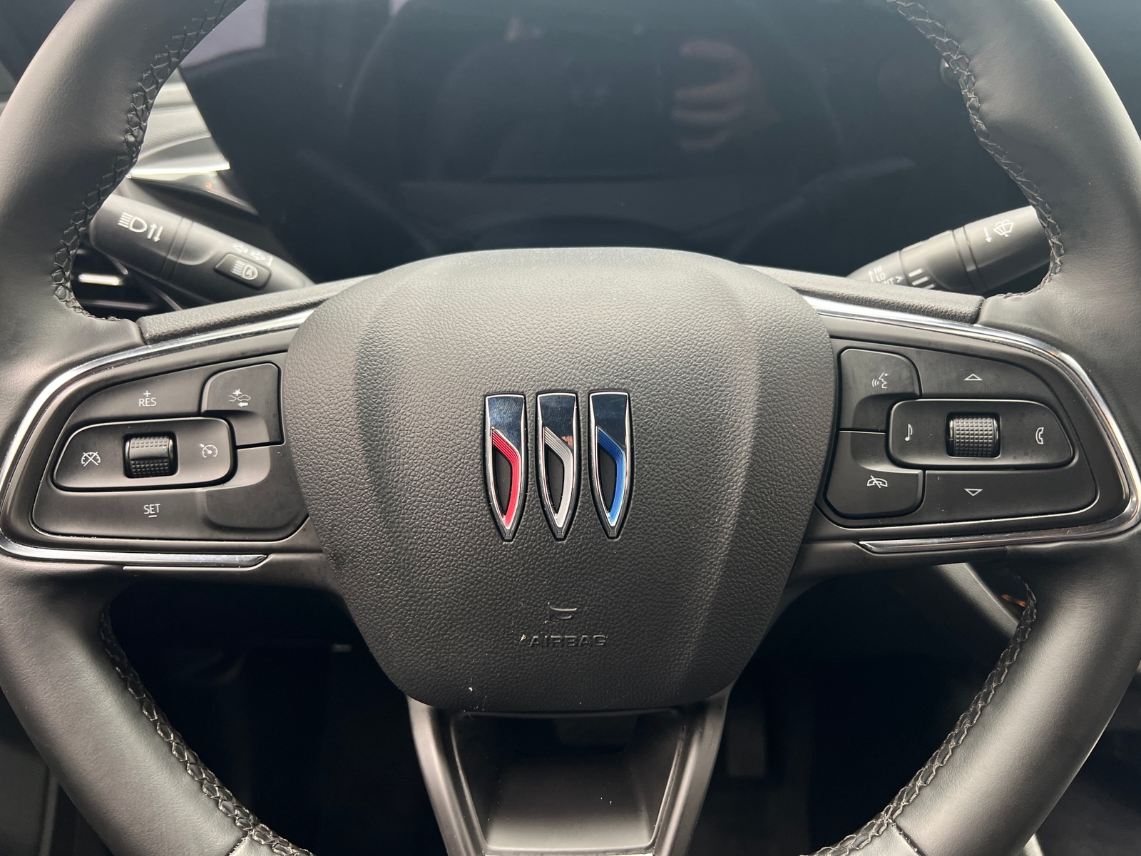 Thumbnail: 2025 Buick Envista - 4