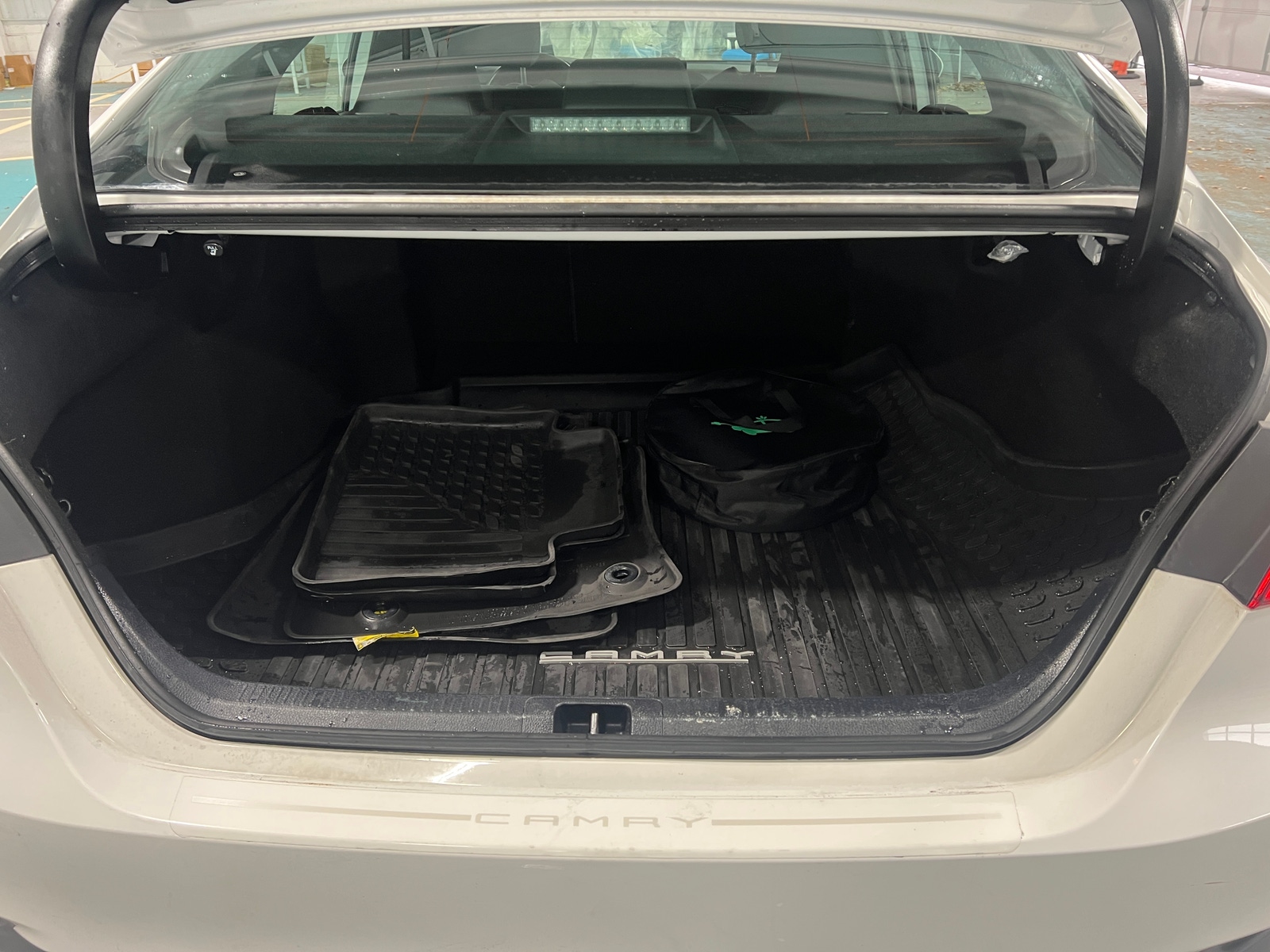 Thumbnail: 2022 Toyota Camry - 7