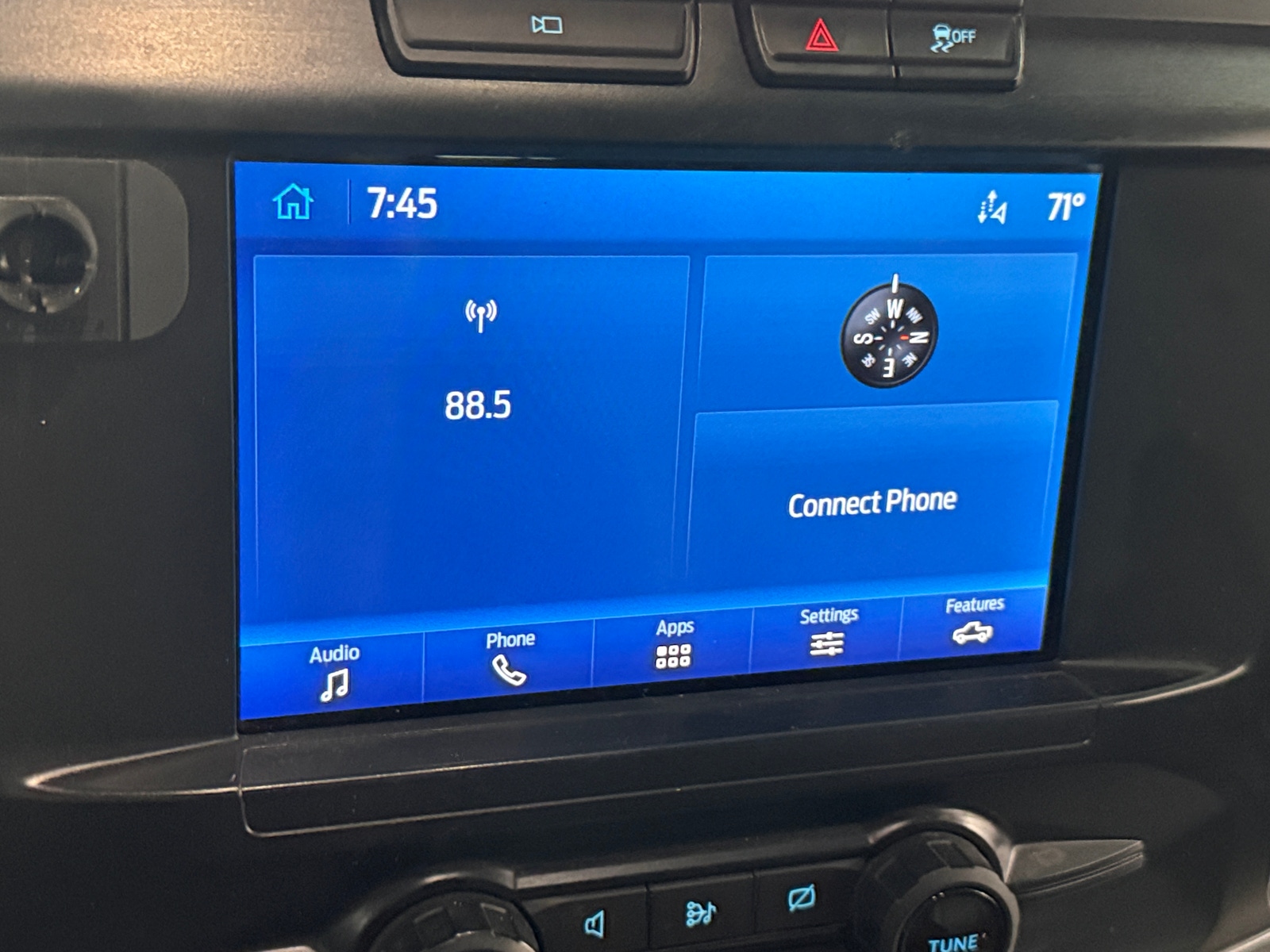 Thumbnail: 2022 Ford Econoline - 3