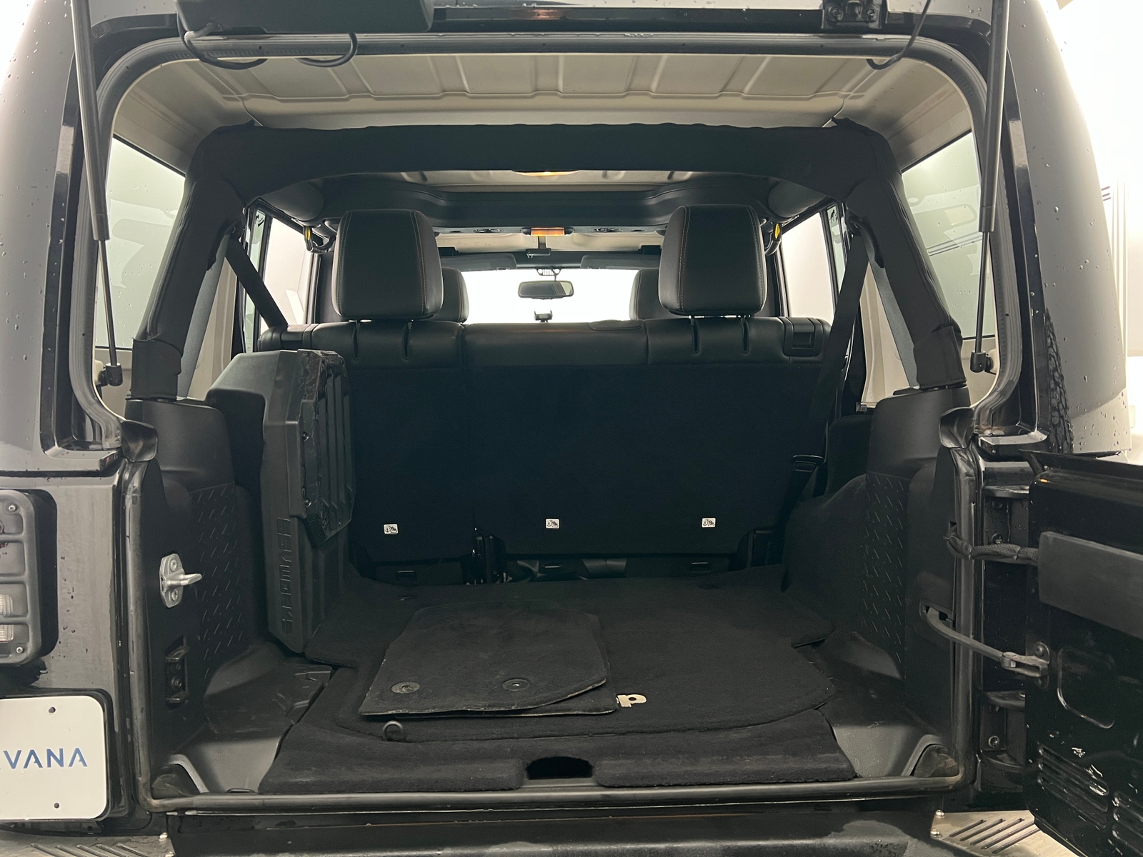 Thumbnail: 2016 Jeep Wrangler - 7