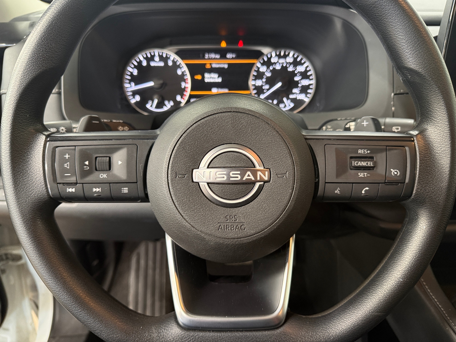 Thumbnail: 2023 Nissan Pathfinder - 5