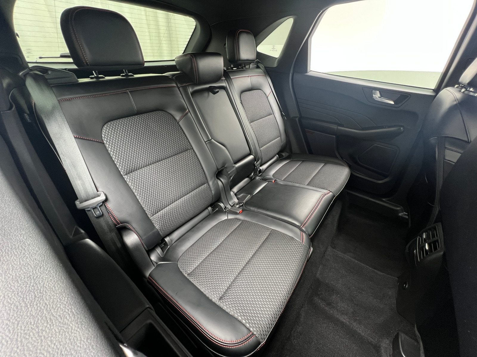 Thumbnail: 2024 Ford Escape - 6