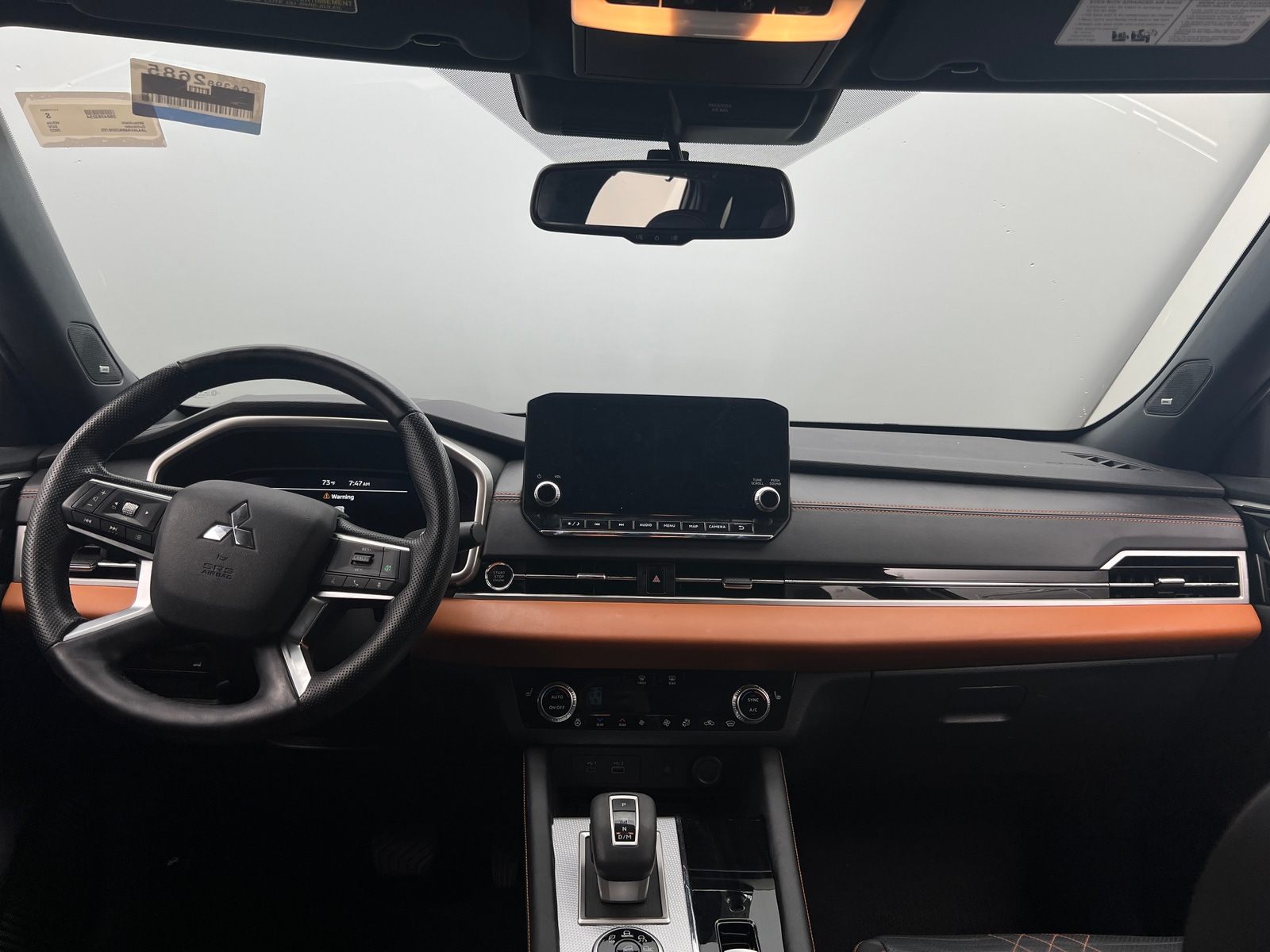 Thumbnail: 2022 Mitsubishi Outlander - 3