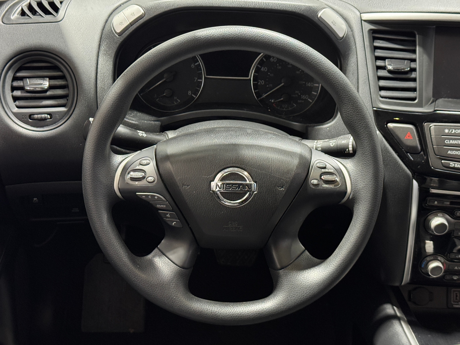 Thumbnail: 2018 Nissan Pathfinder - 5