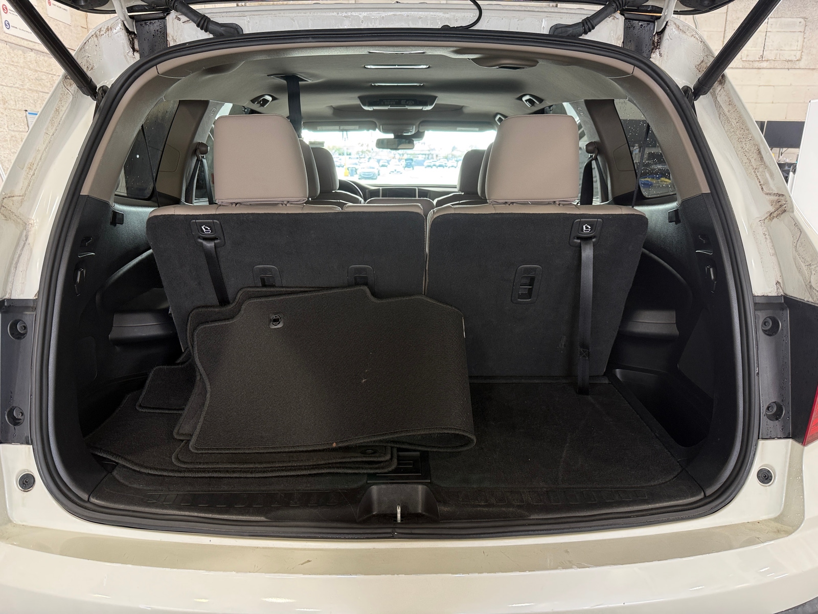 Thumbnail: 2017 Honda Pilot - 6