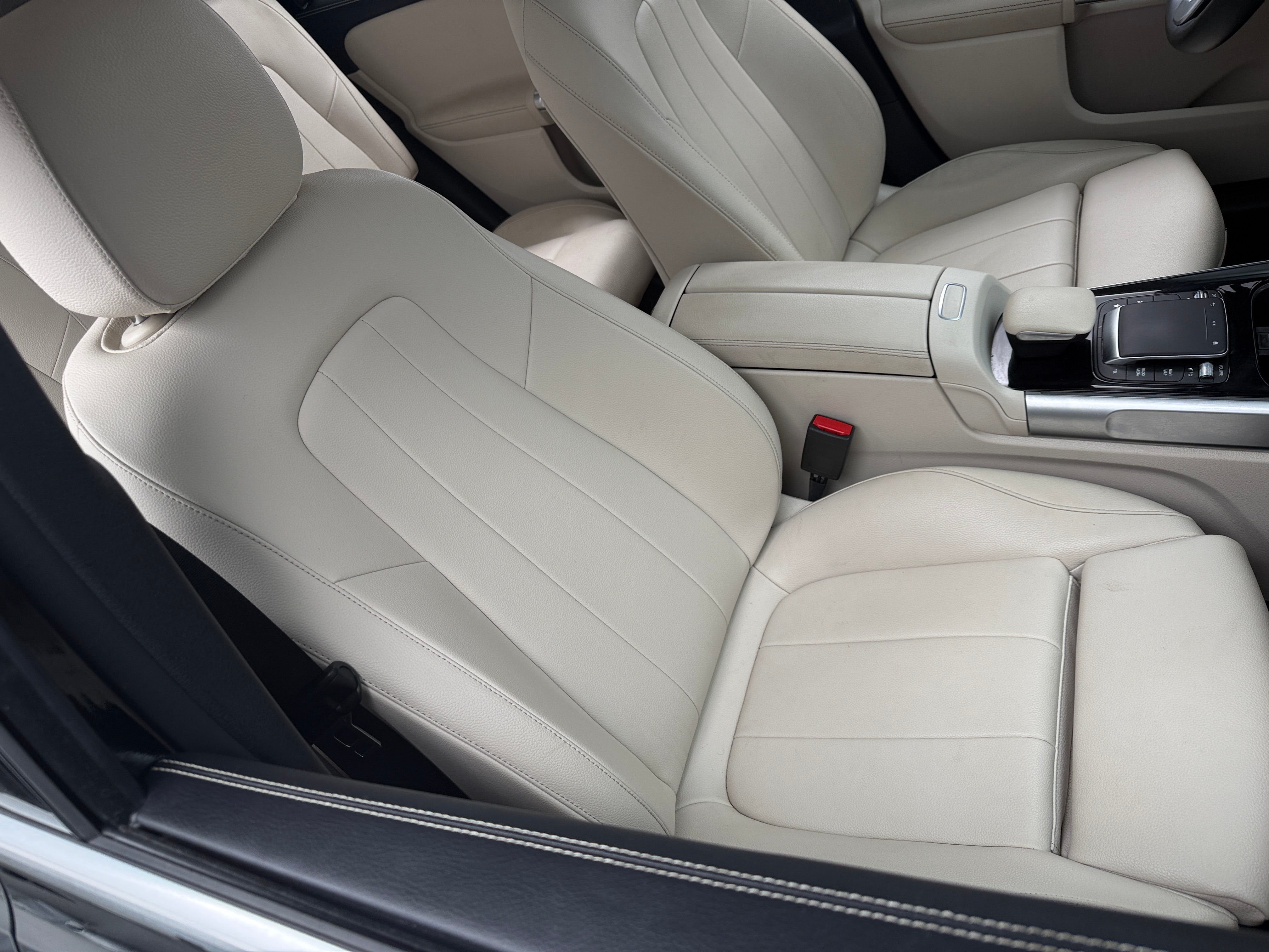 2022 Mercedes-Benz GLB