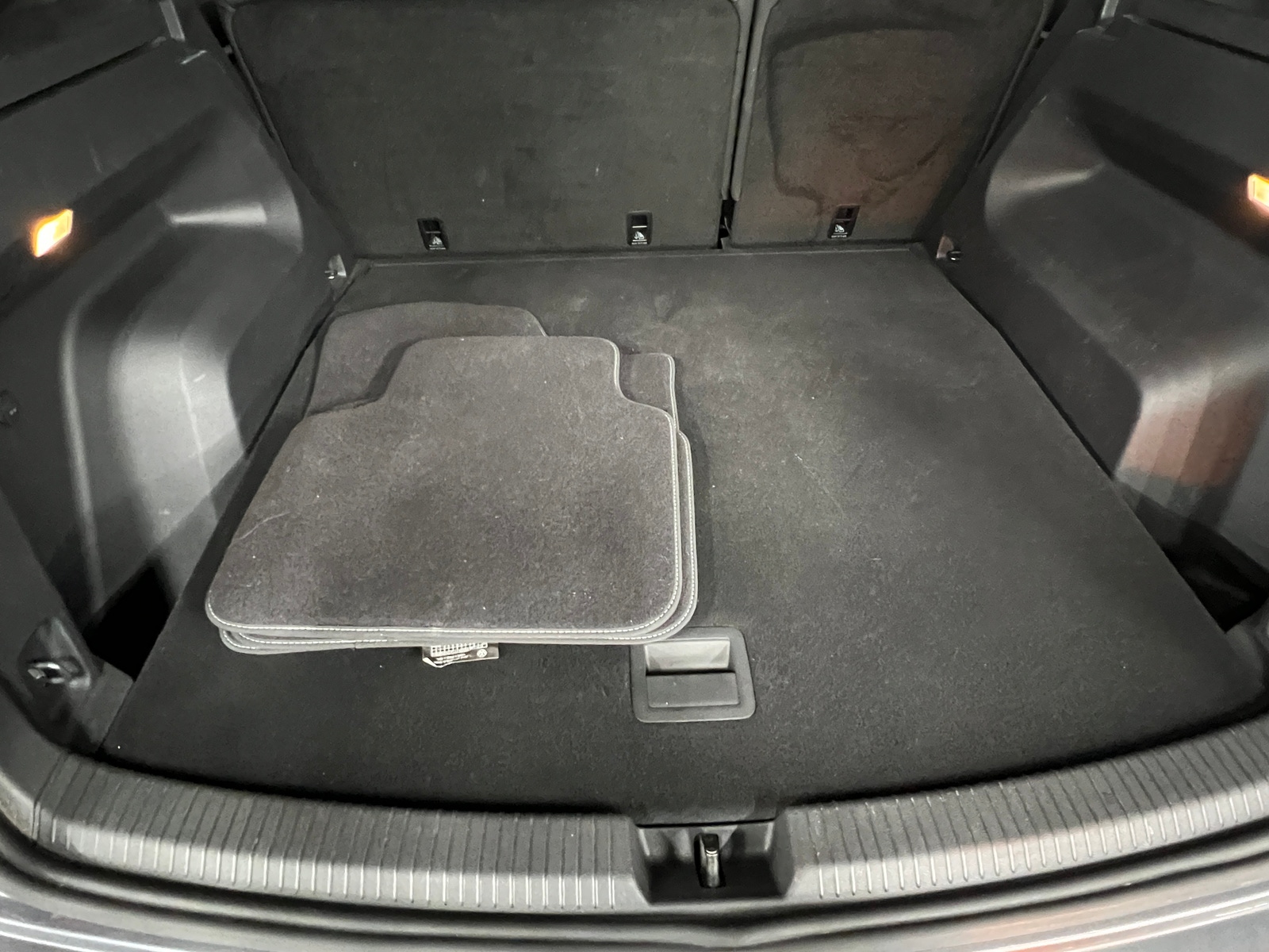 Thumbnail: 2022 Volkswagen Atlas - 6