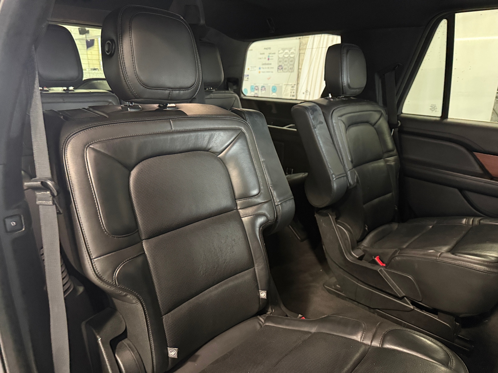 Thumbnail: 2018 Lincoln Navigator - 5