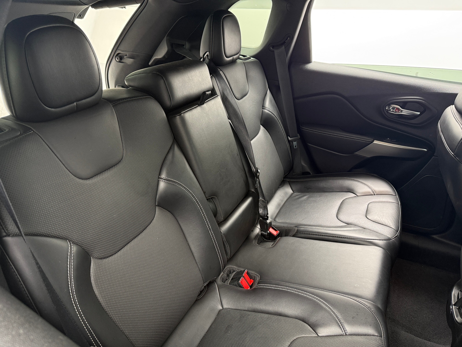 Thumbnail: 2021 Jeep Cherokee - 5