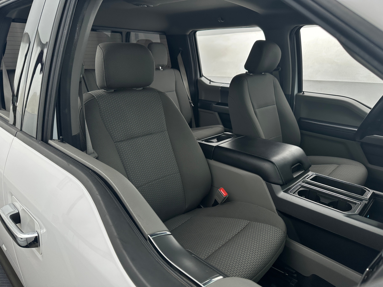 Thumbnail: 2019 Ford Econoline - 2