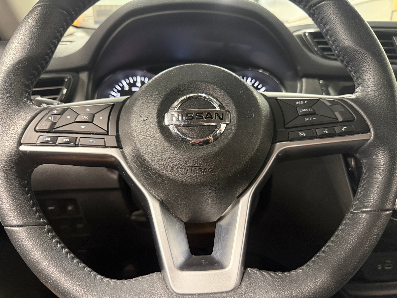 Thumbnail: 2019 Nissan Rogue - 5