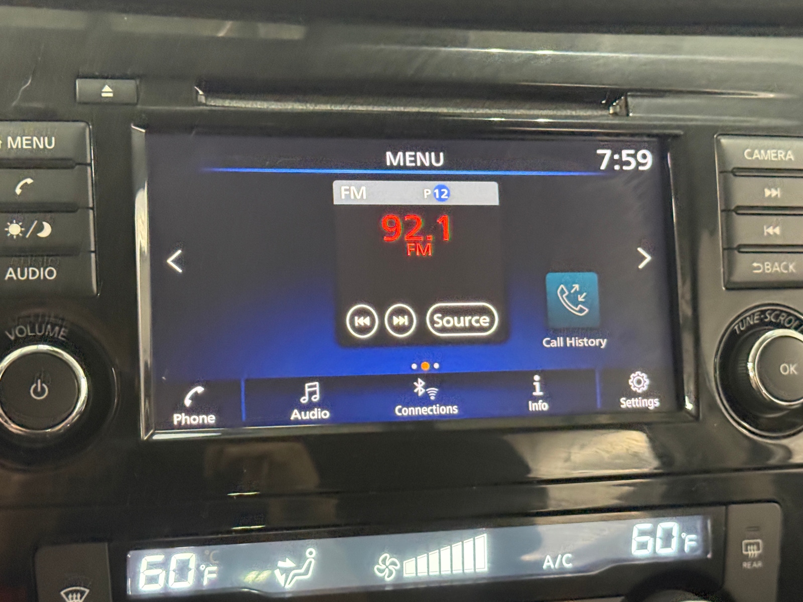 Thumbnail: 2019 Nissan Rogue - 4