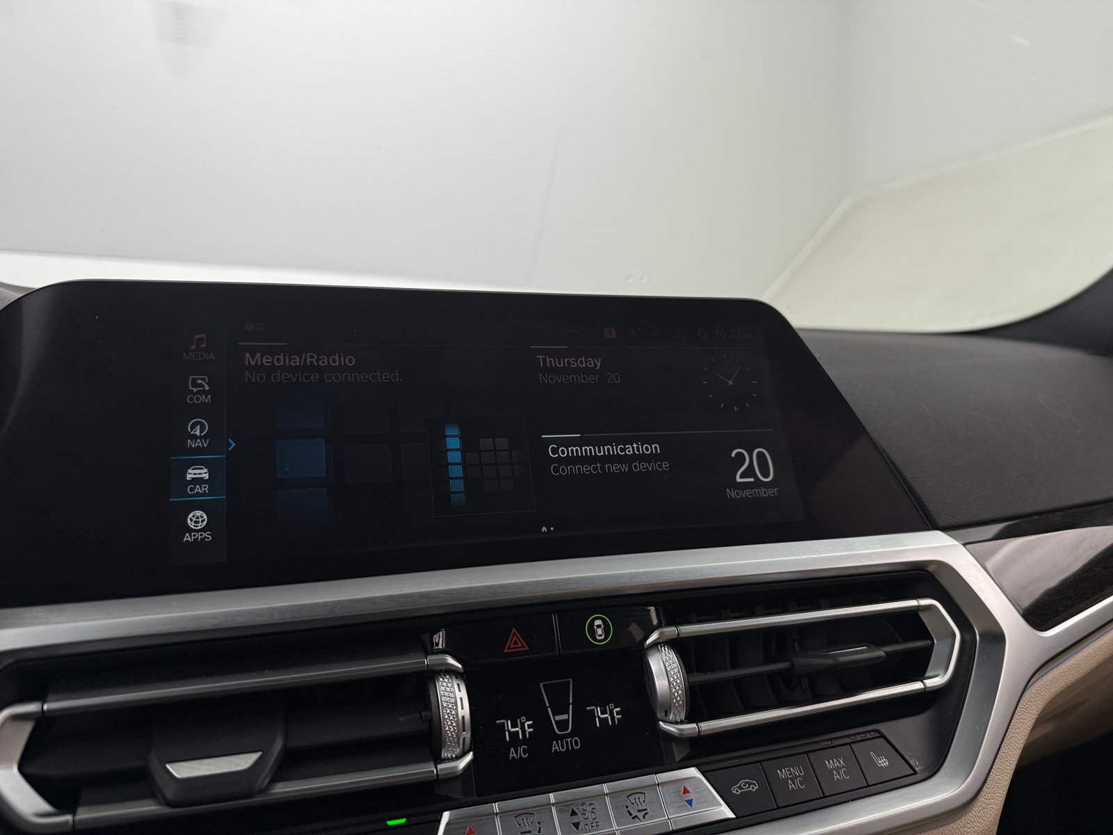 Thumbnail: 2021 BMW 3 Series - 3