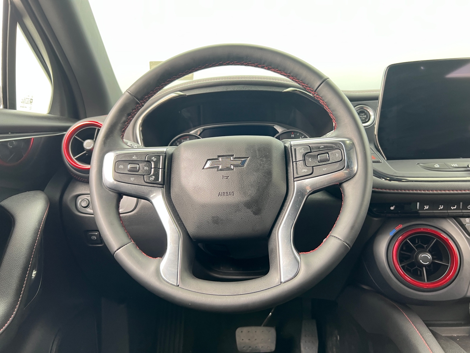 Thumbnail: 2025 Chevrolet Blazer - 4