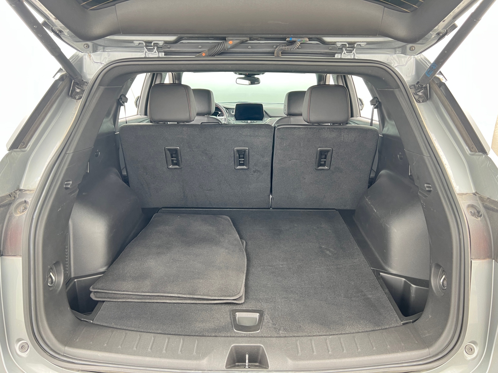 Thumbnail: 2025 Chevrolet Blazer - 6