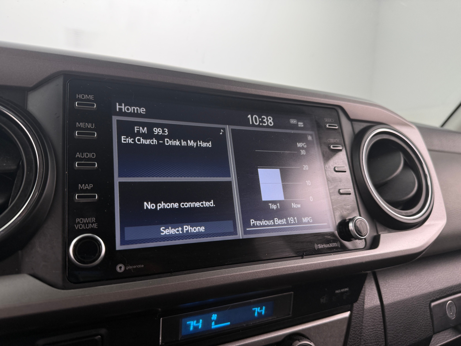 Thumbnail: 2021 Toyota Tacoma - 4