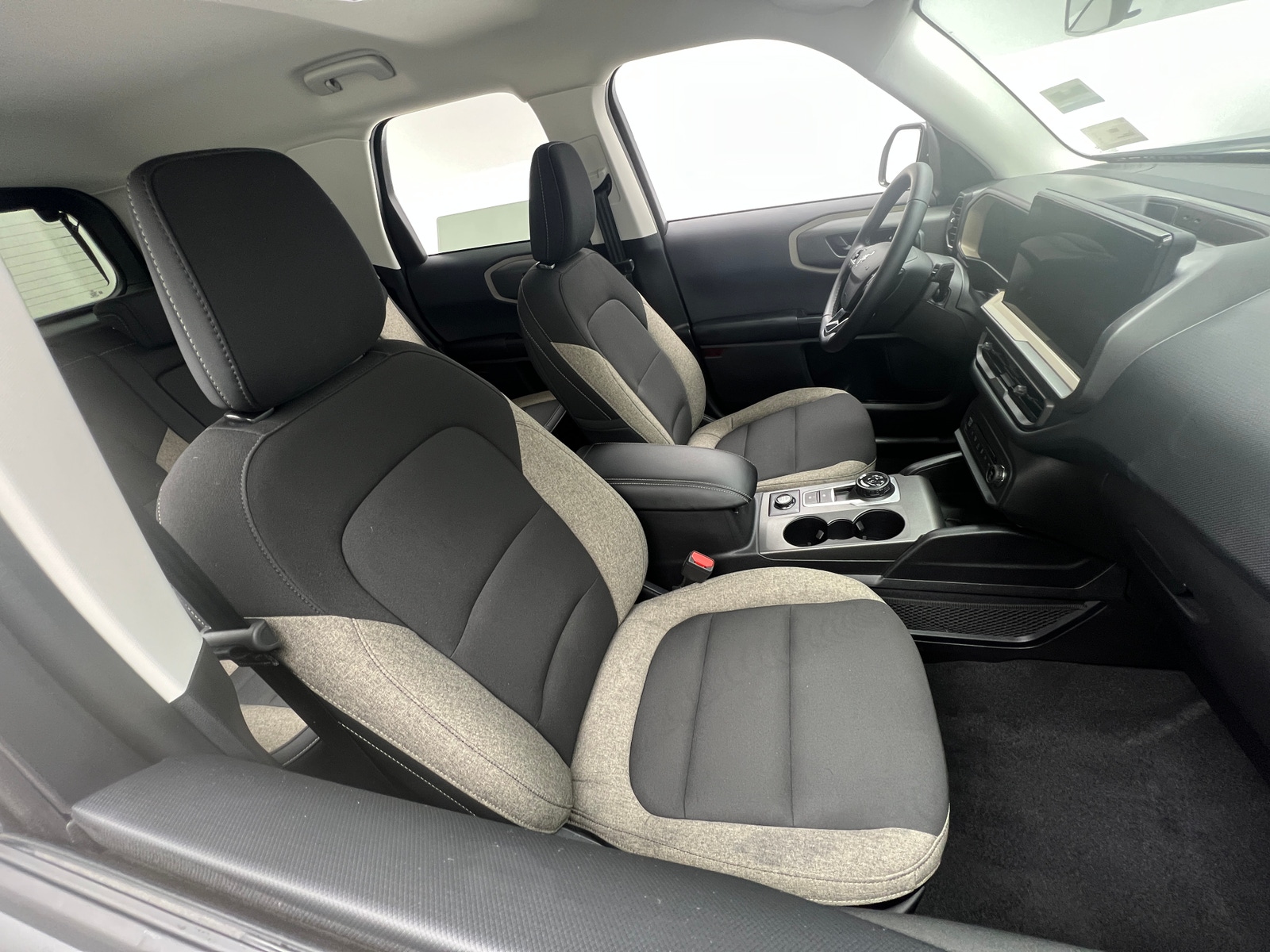 Thumbnail: 2025 Ford Bronco Sport - 2