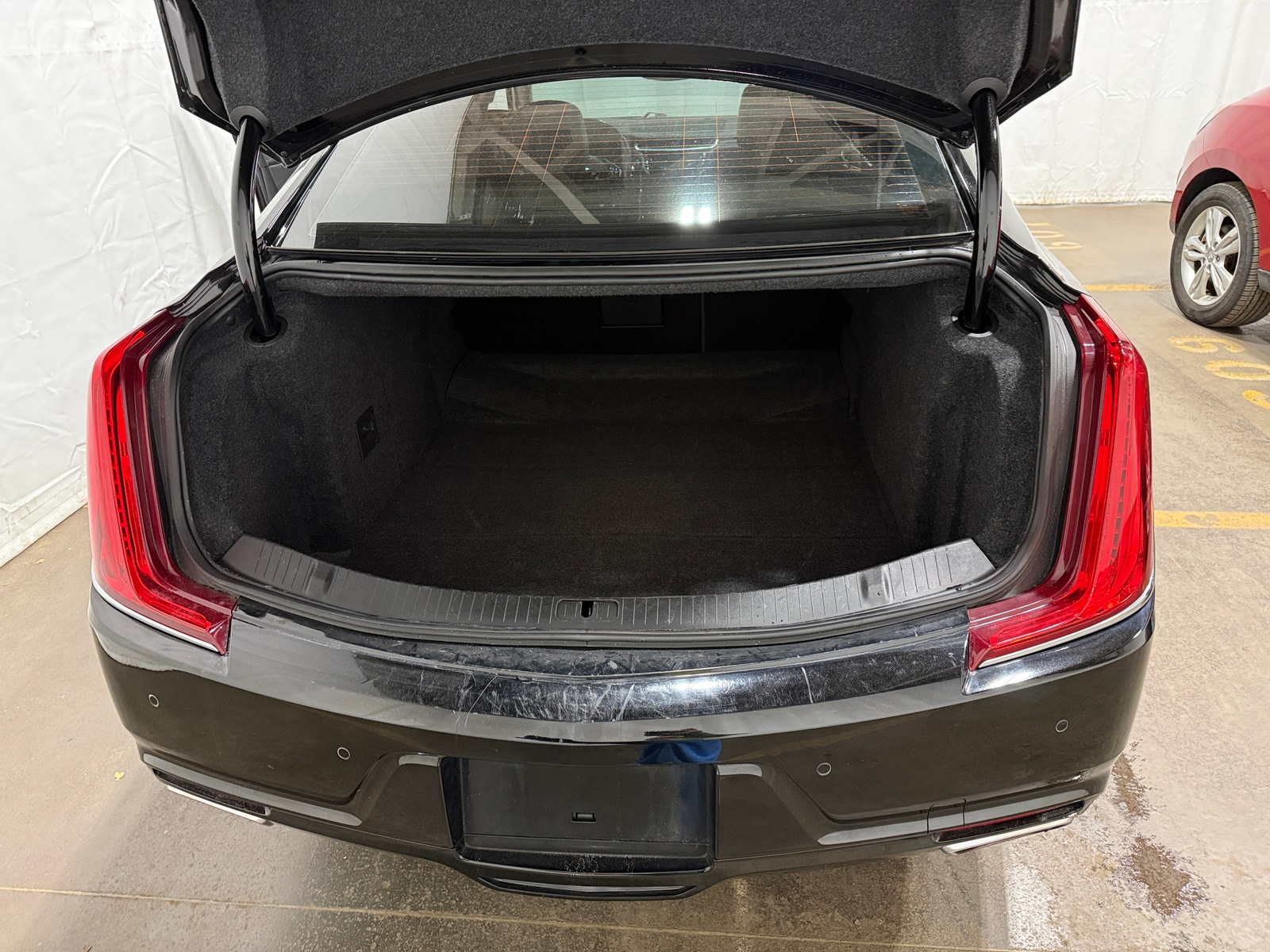 Thumbnail: 2019 Cadillac XTS - 6