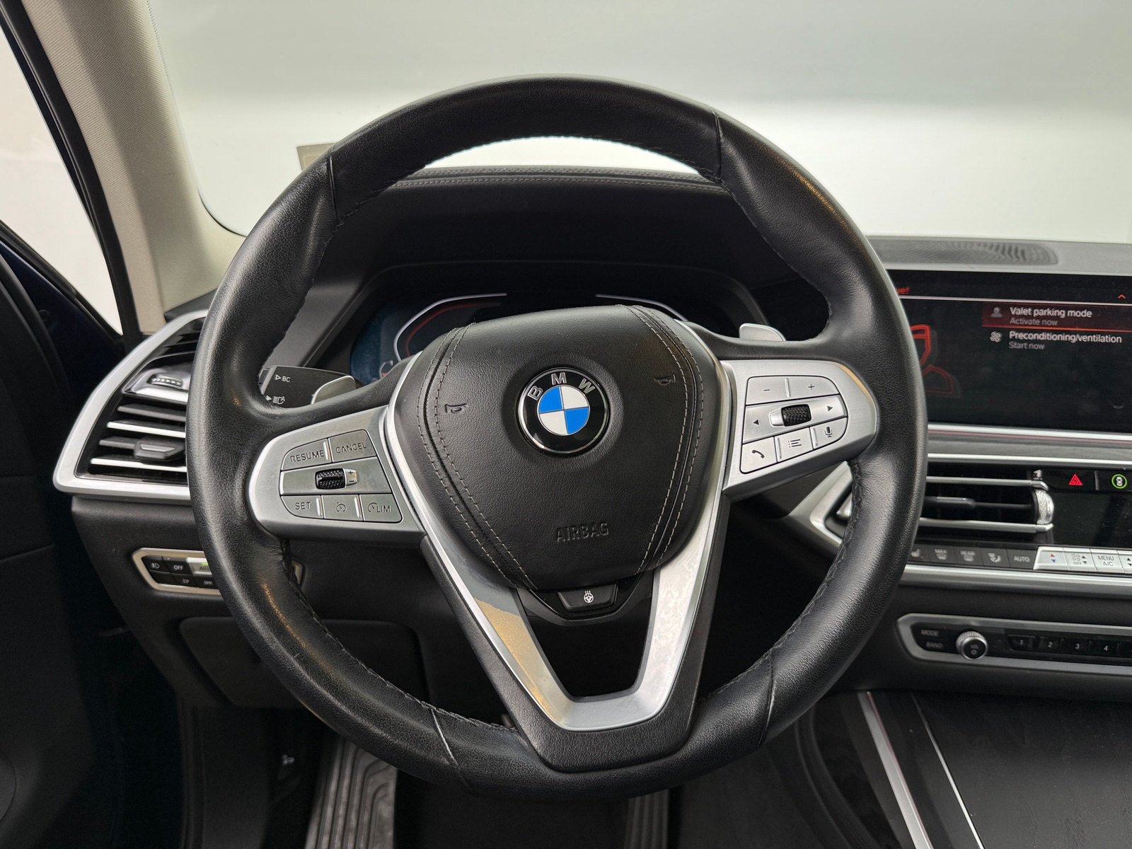 Thumbnail: 2022 BMW X7 - 4
