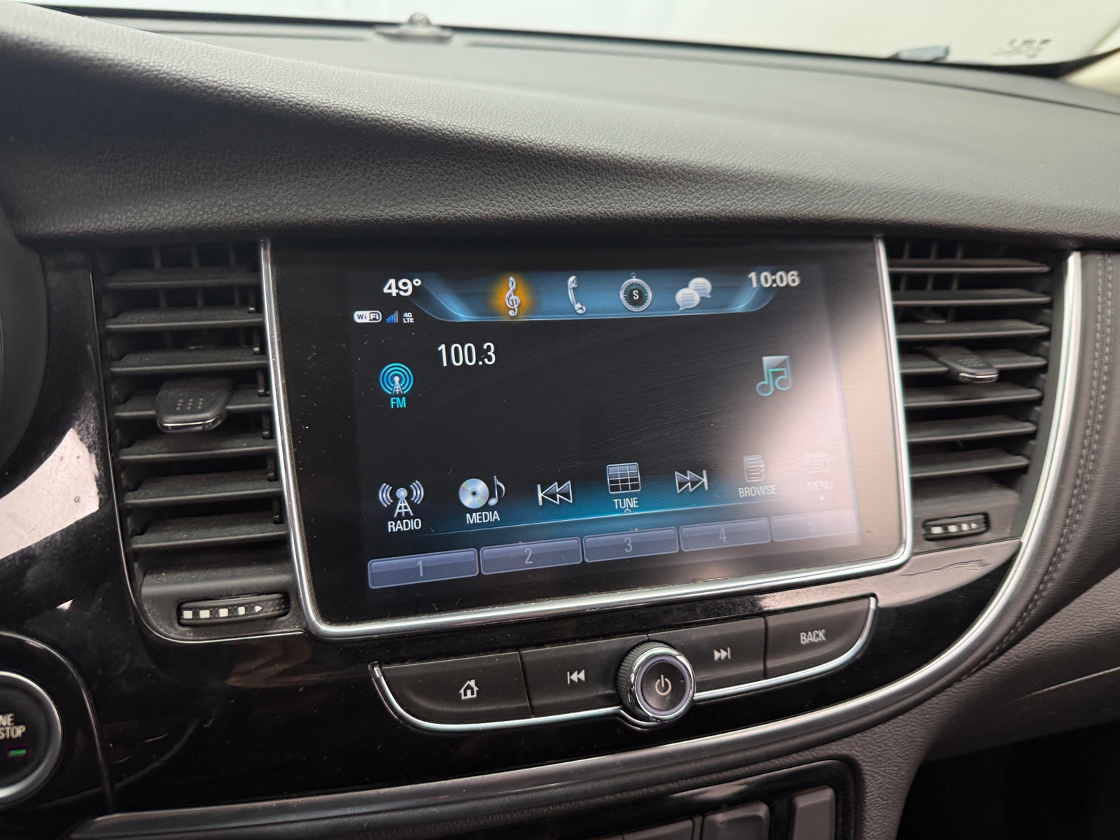 Thumbnail: 2019 Buick Encore - 4