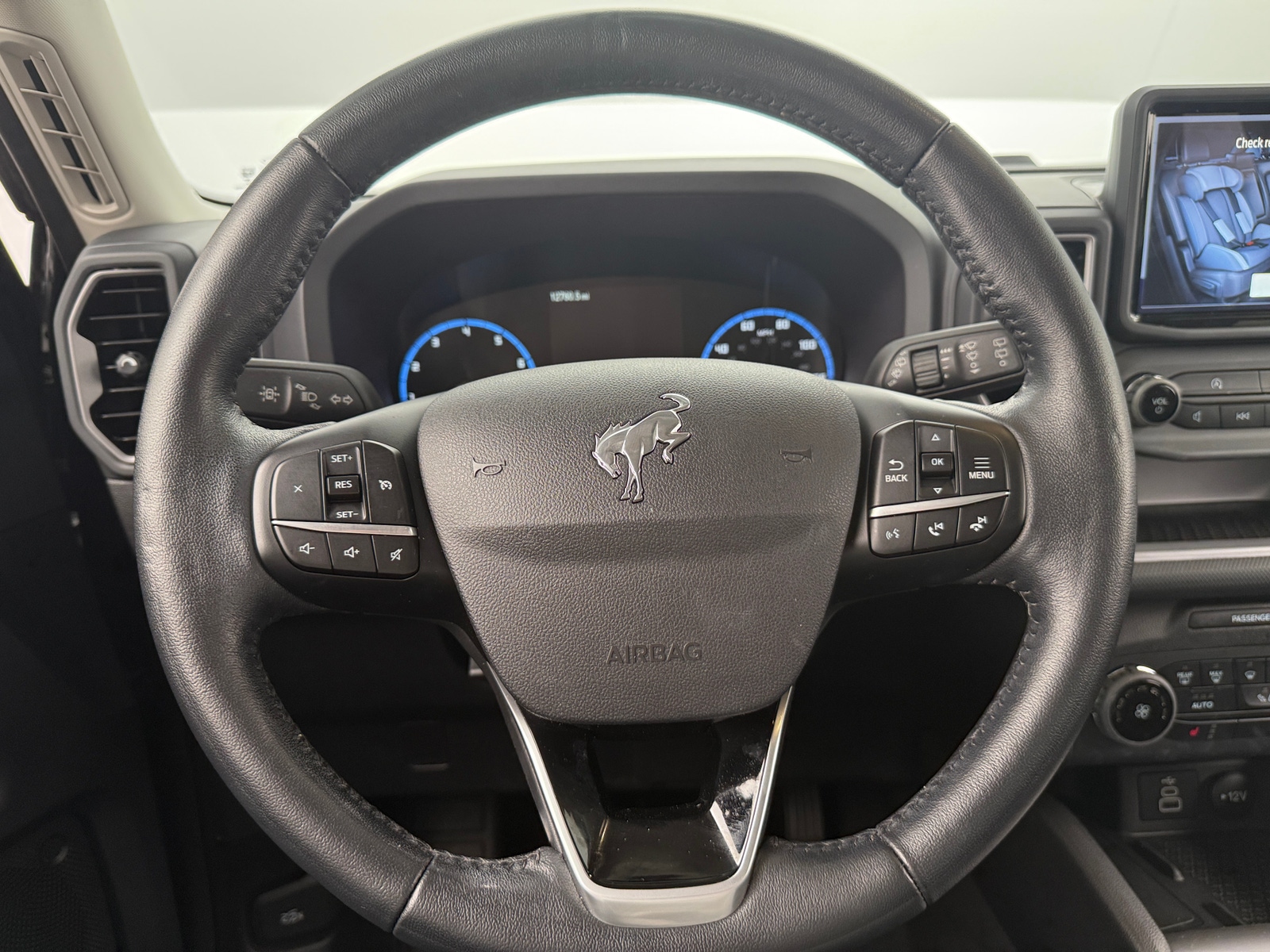 Thumbnail: 2023 Ford Bronco Sport - 5