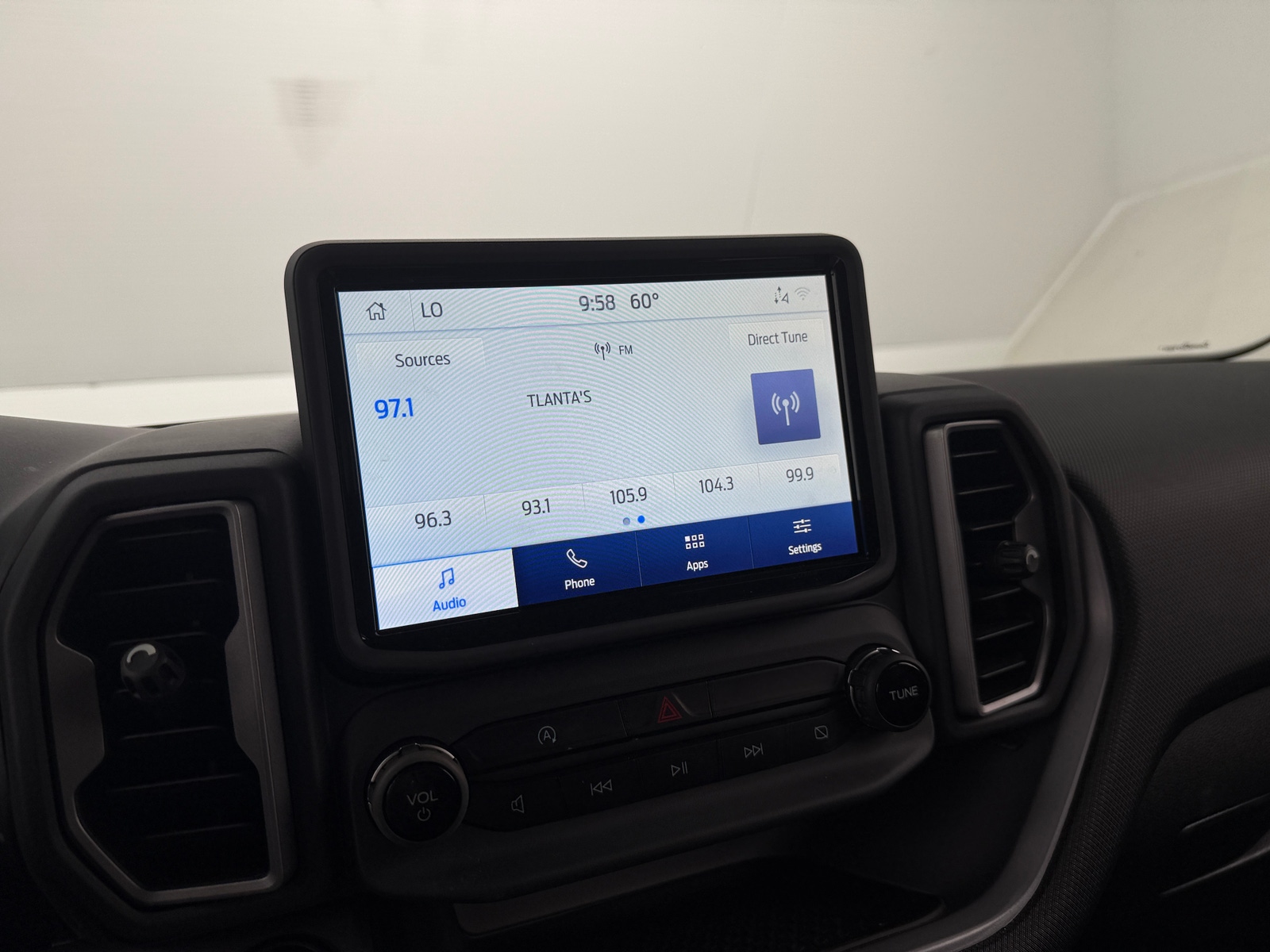 Thumbnail: 2023 Ford Bronco Sport - 4