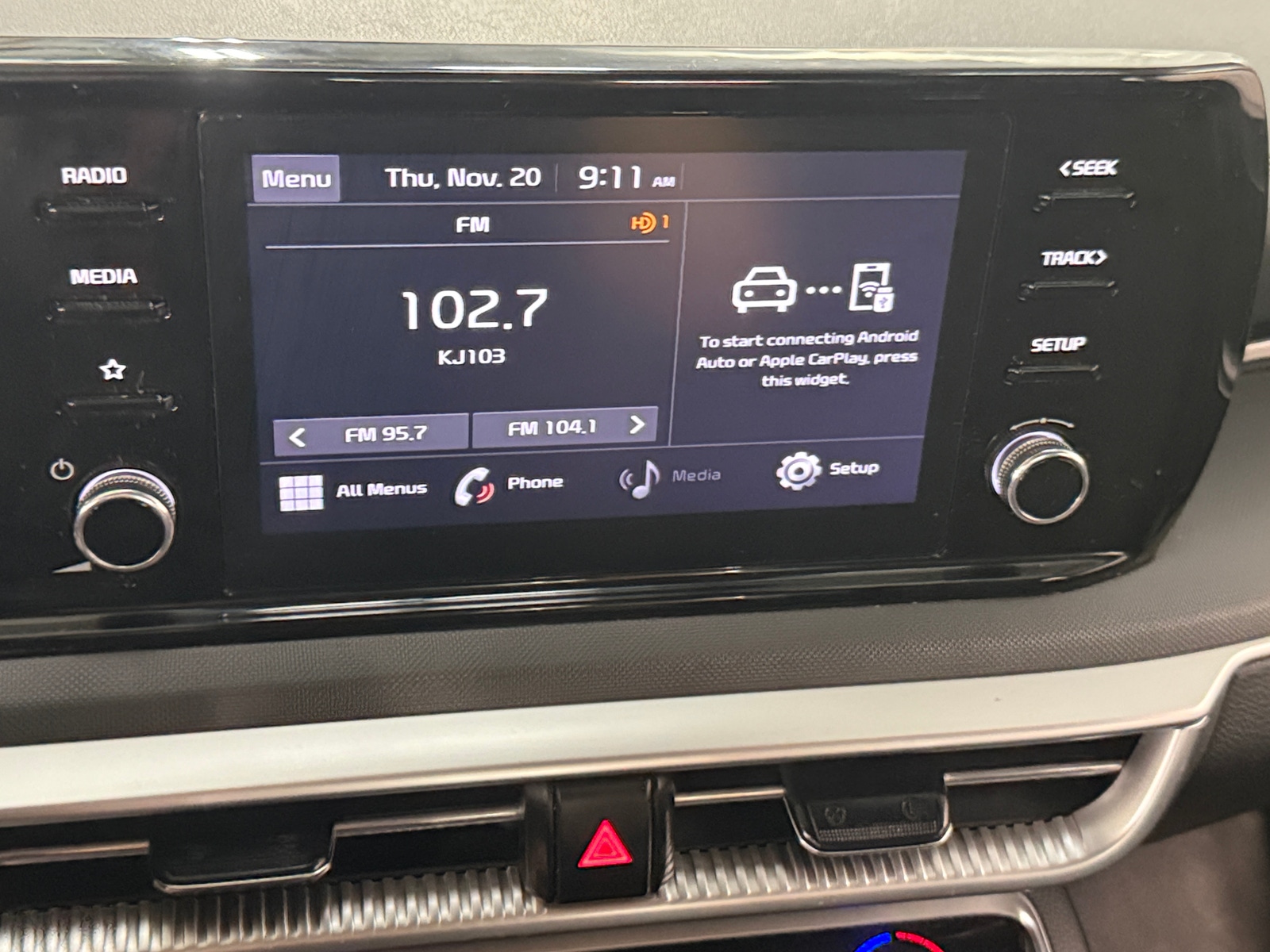 Thumbnail: 2023 Kia K5 - 4