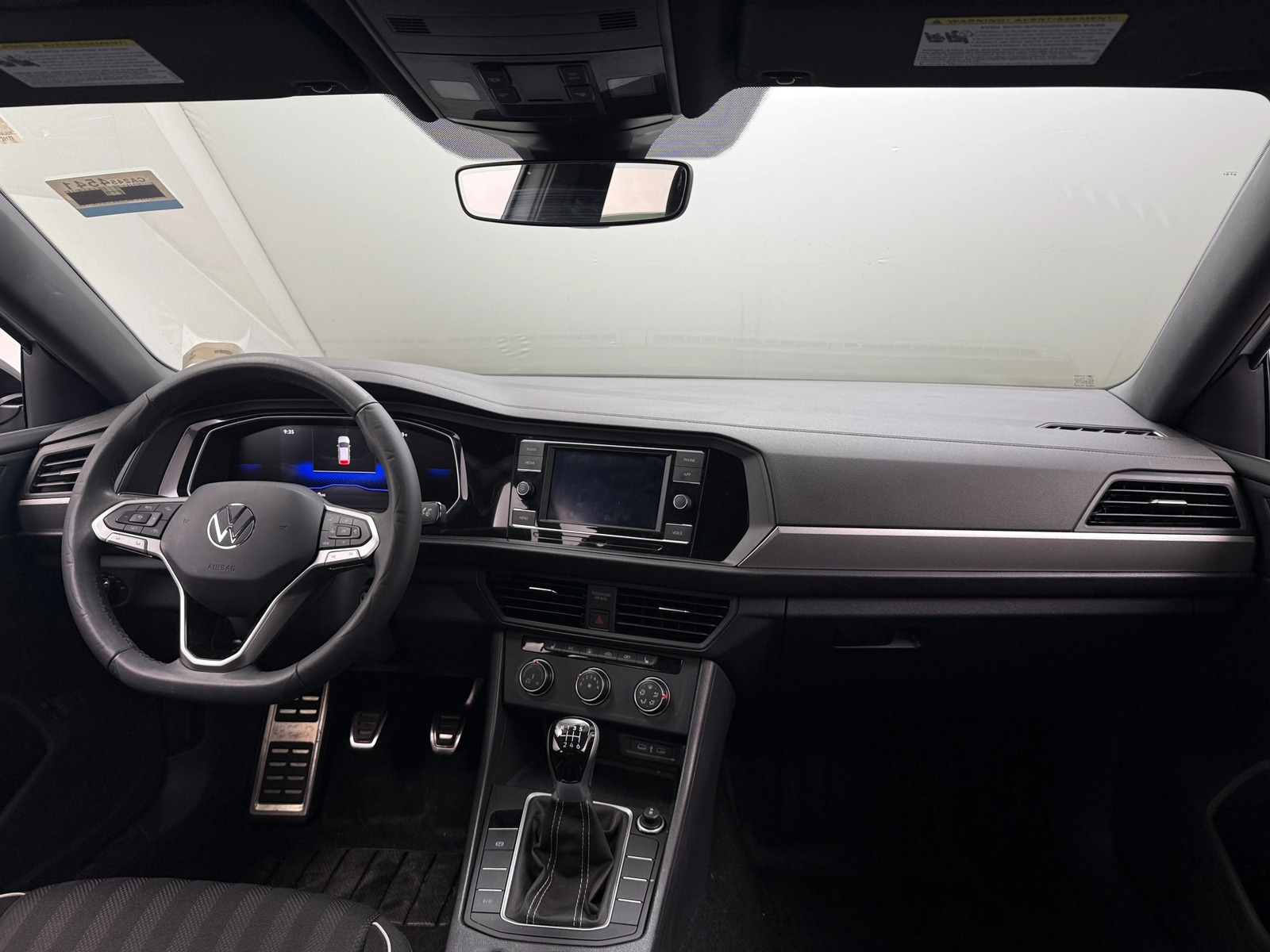 Thumbnail: 2024 Volkswagen Jetta - 3