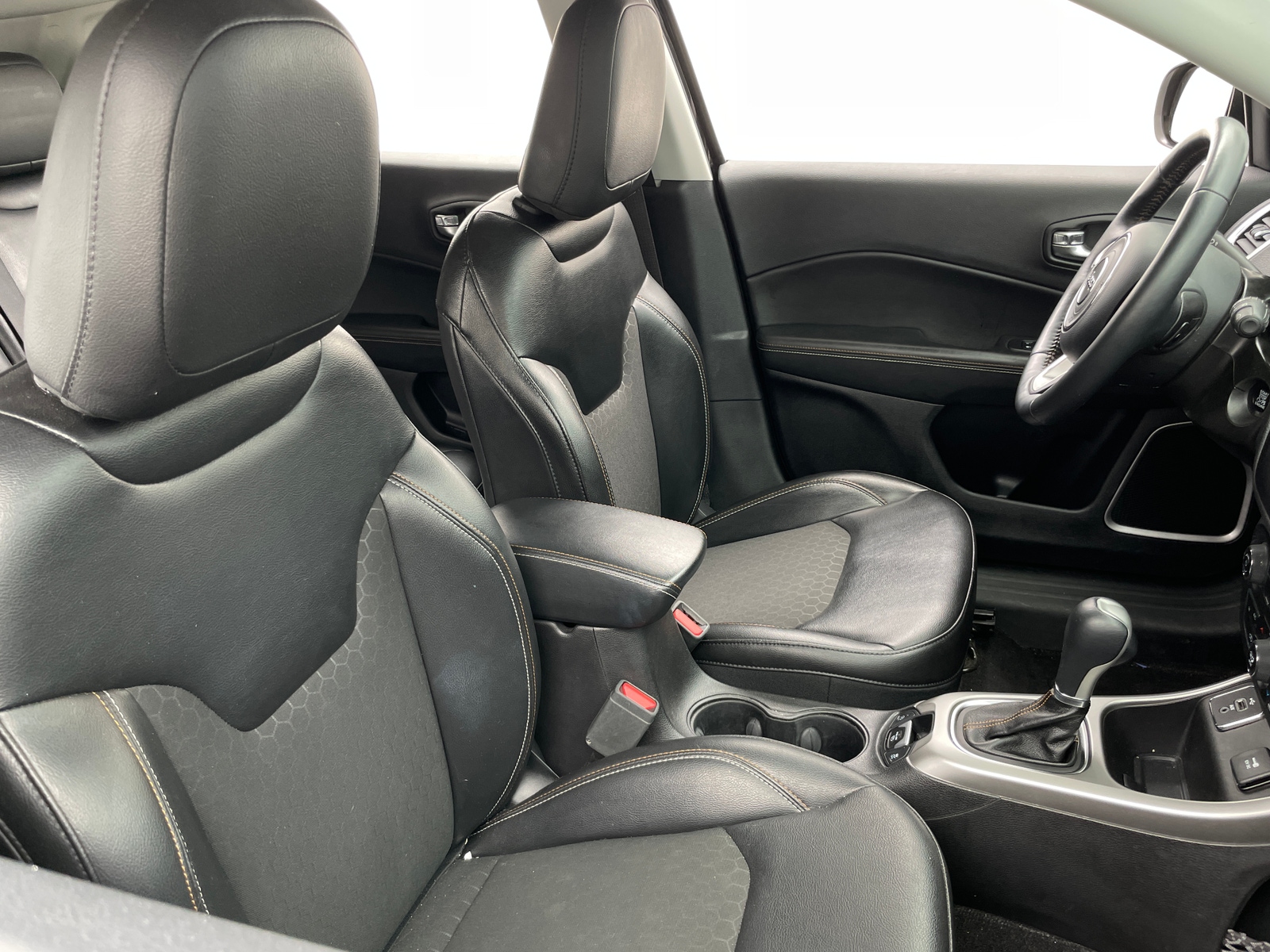 Thumbnail: 2018 Jeep Compass - 2