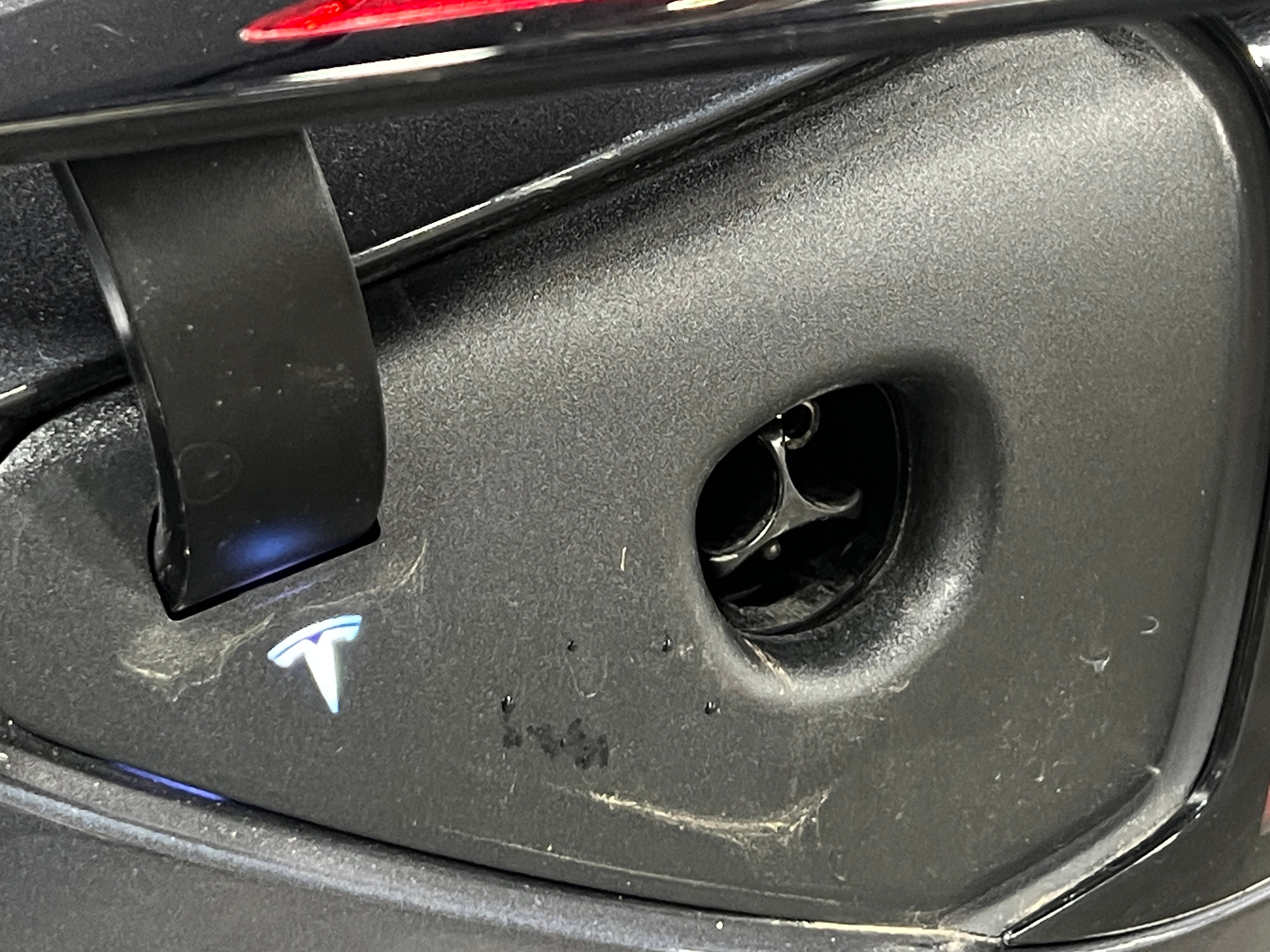 Used 2018 Tesla Model 3 Long Range with VIN 5YJ3E1EA4JF101504 for sale in Oak Creek, WI