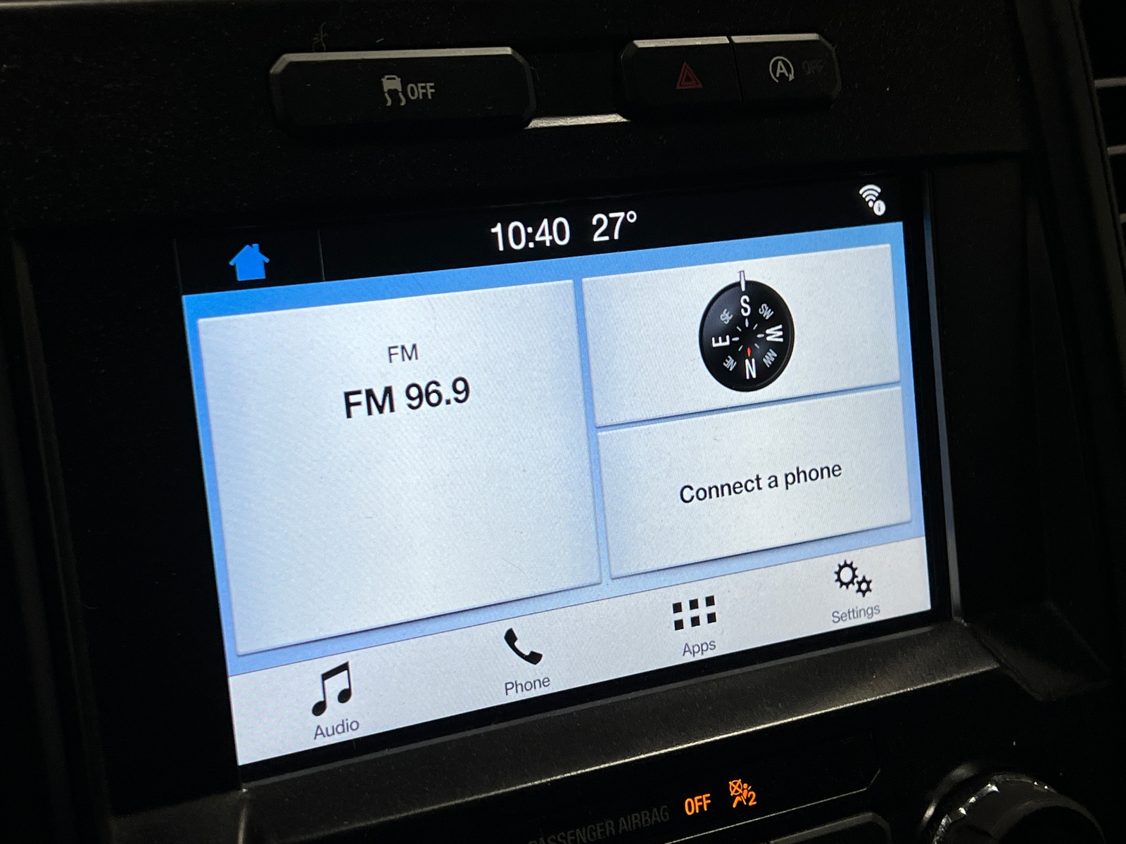 Thumbnail: 2017 Ford Econoline - 4