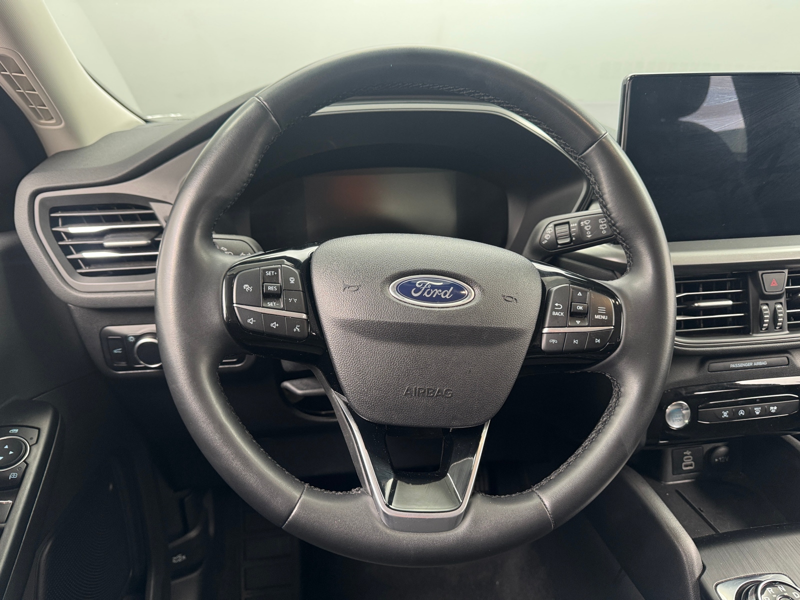 Thumbnail: 2024 Ford Escape - 5