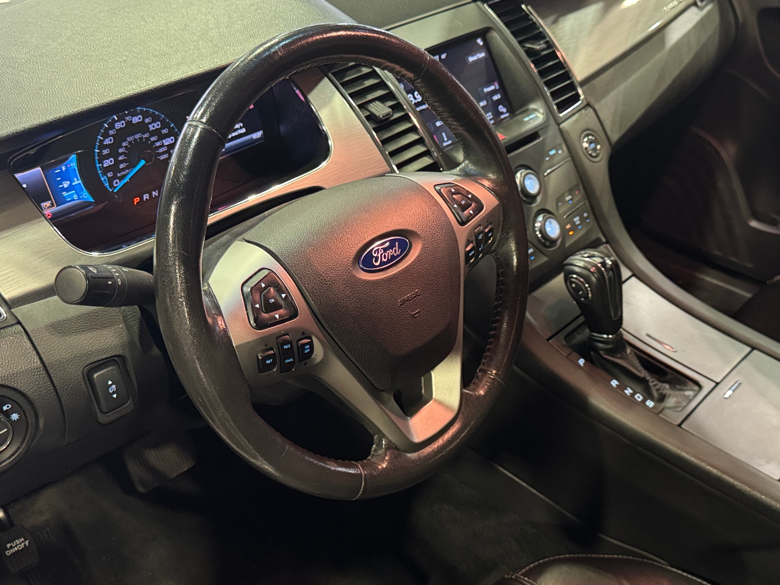 Thumbnail: 2016 Ford Taurus - 4