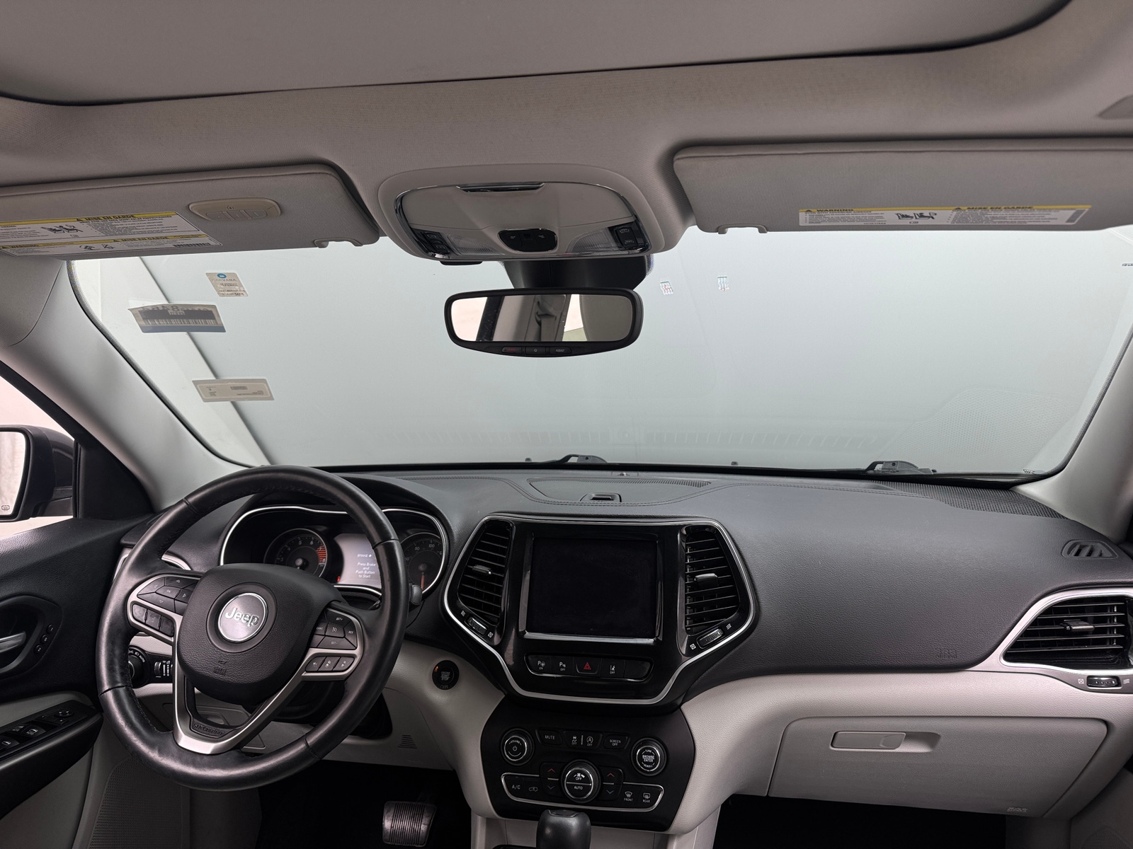 Thumbnail: 2019 Jeep Cherokee - 2