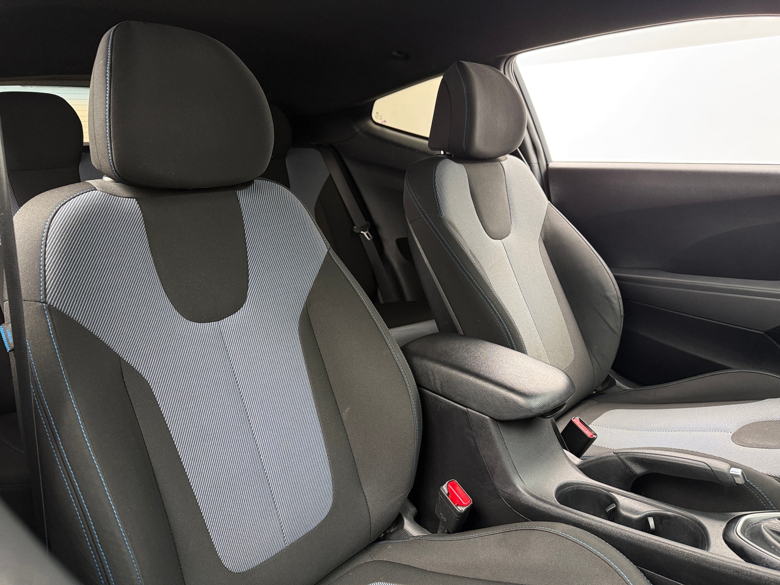 Thumbnail: 2019 Hyundai Veloster - 2