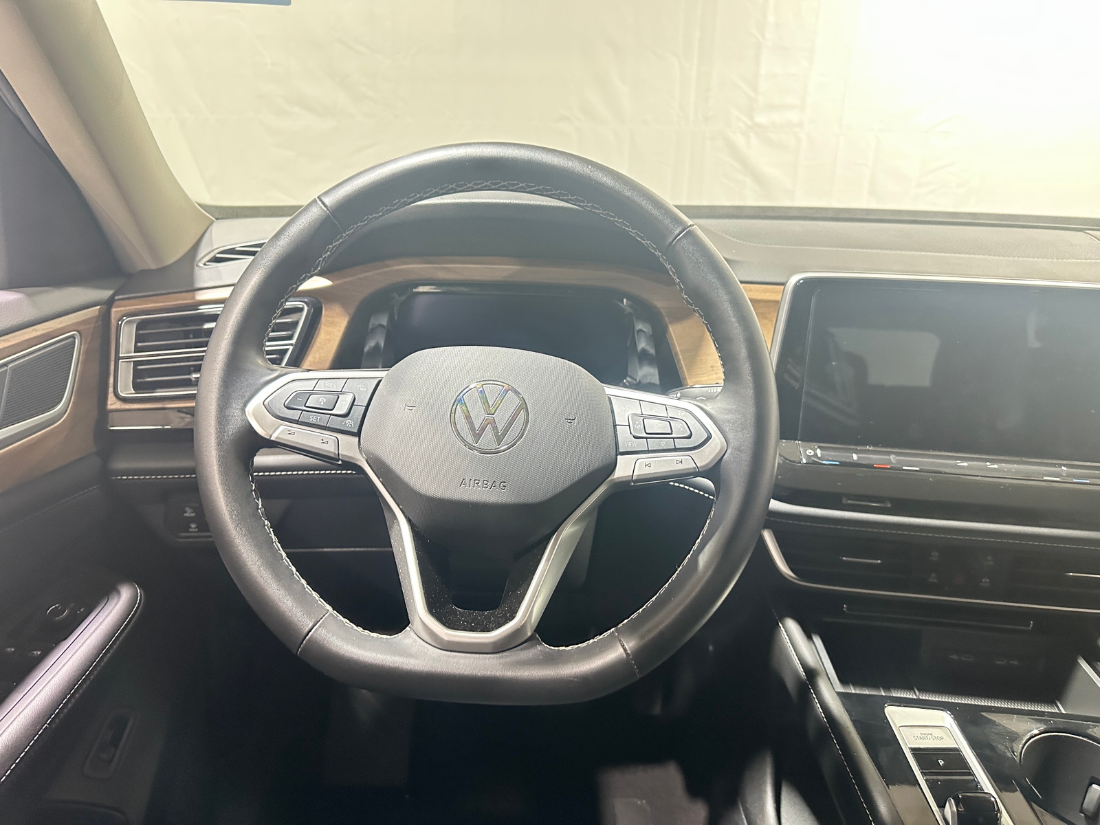 Thumbnail: 2025 Volkswagen Atlas - 4