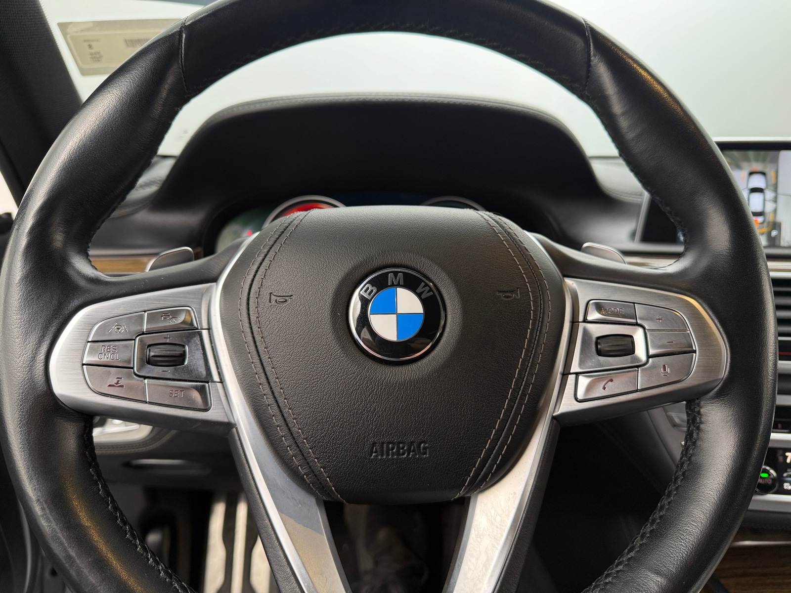 Thumbnail: 2017 BMW 7 Series - 4