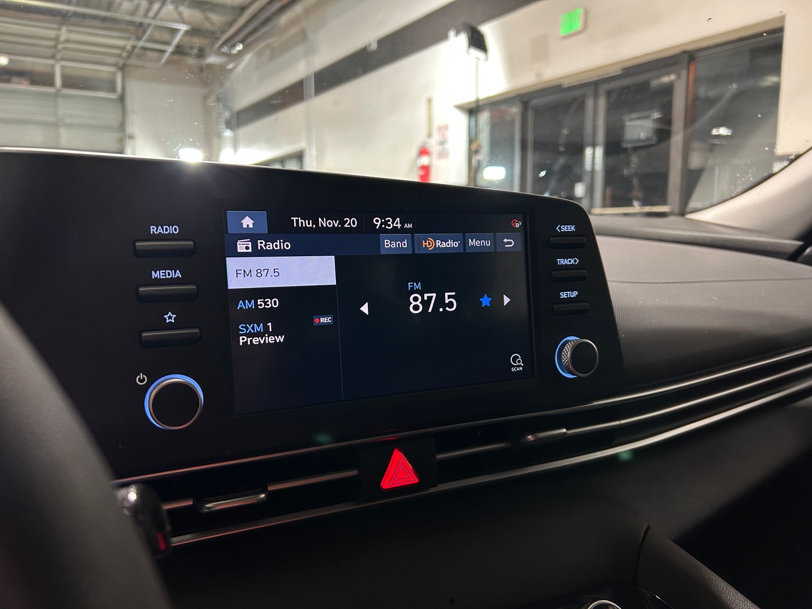 Thumbnail: 2023 Hyundai Elantra - 4