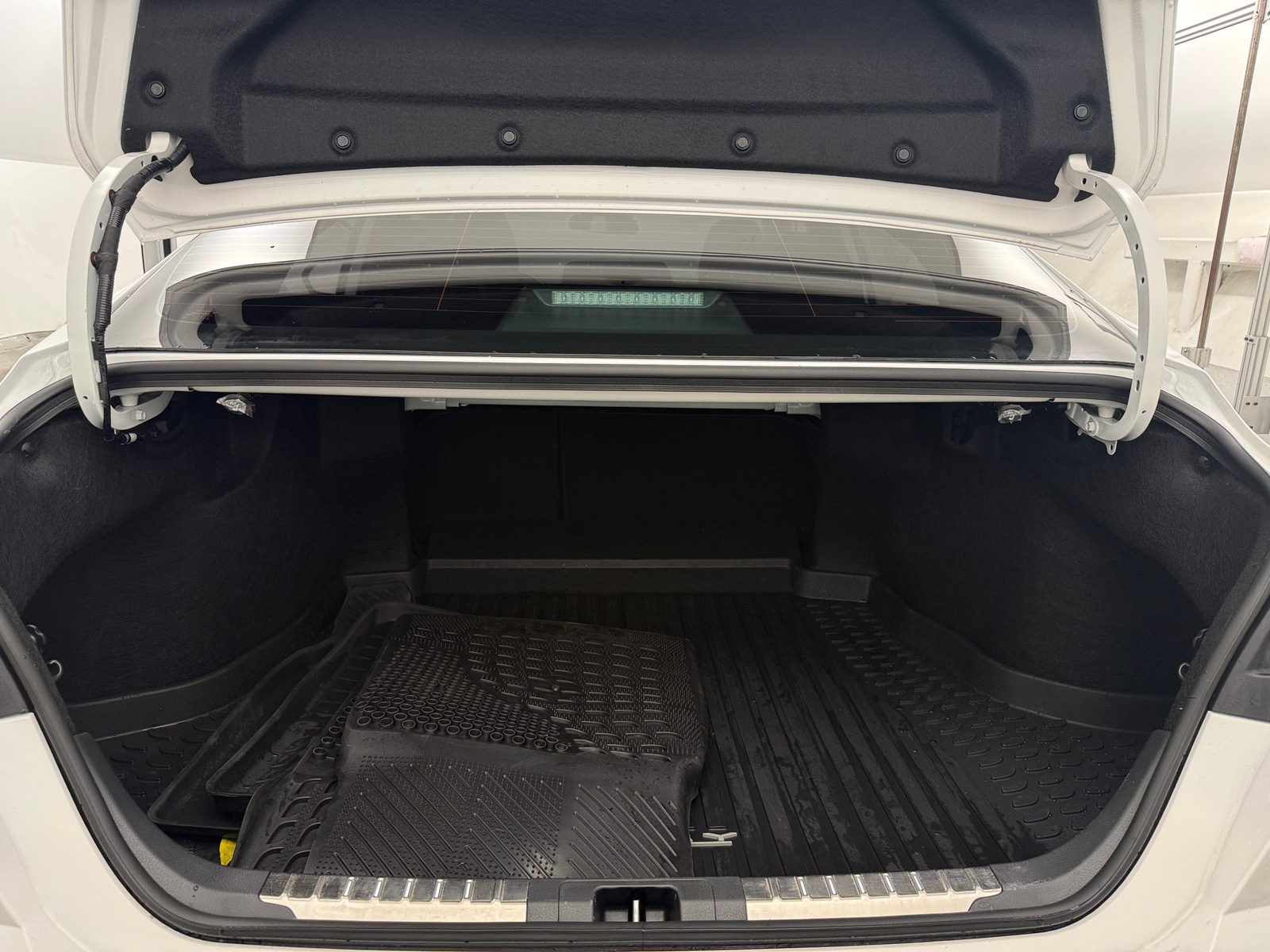 Thumbnail: 2025 Toyota Camry - 6