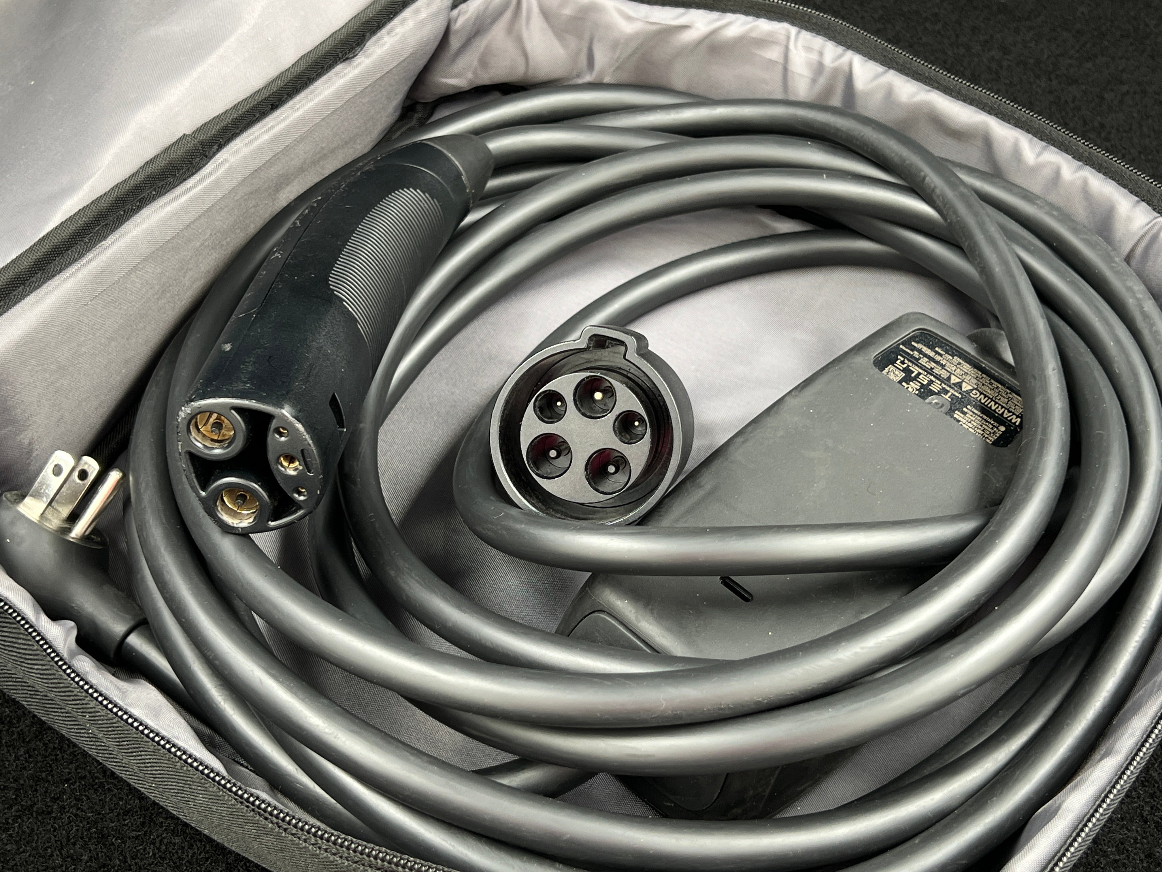 Used 2021 Tesla Model Y Long Range with VIN 5YJYGDEE3MF196887 for sale in Oak Creek, WI