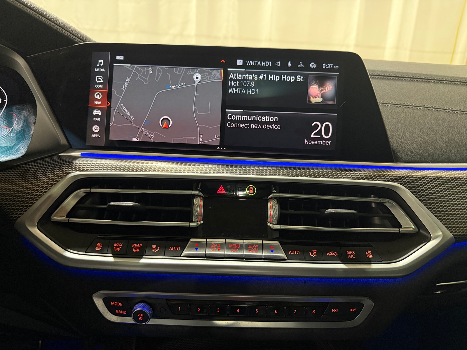 Thumbnail: 2021 BMW X6 - 3