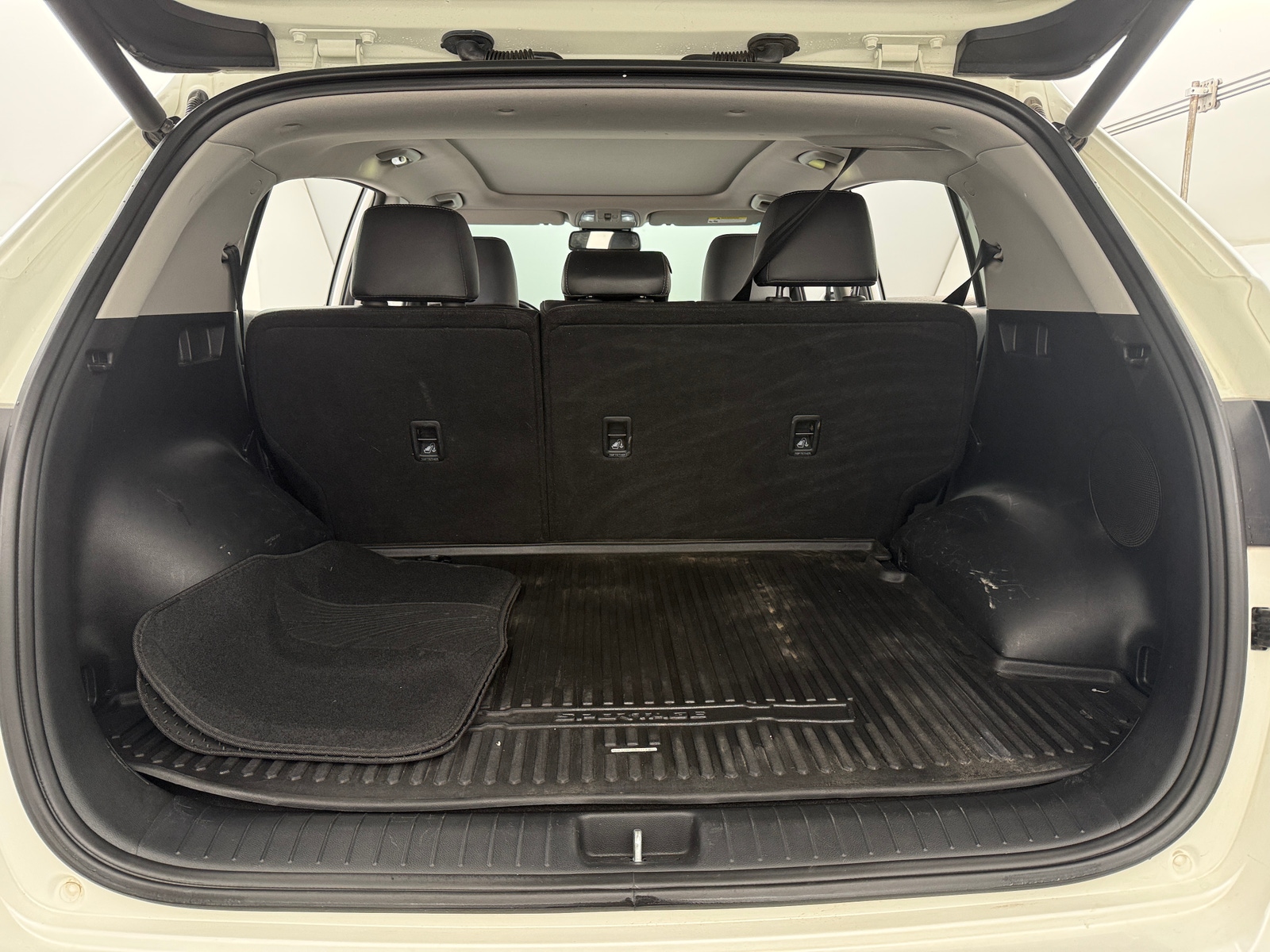 Thumbnail: 2022 Kia Sportage - 6