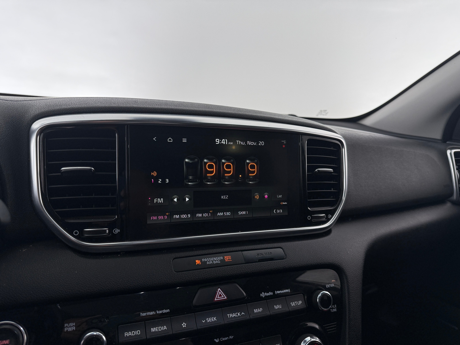 Thumbnail: 2022 Kia Sportage - 3