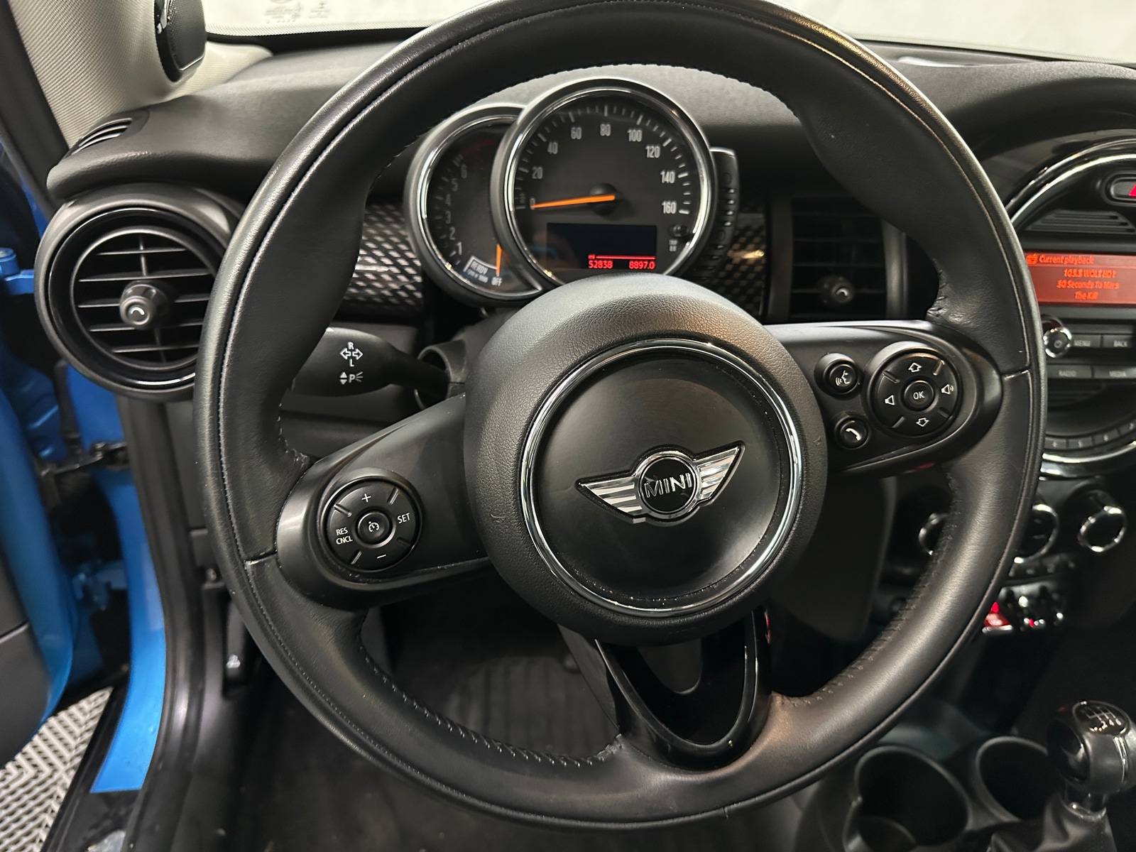 Thumbnail: 2016 MINI Cooper Hardtop - 4