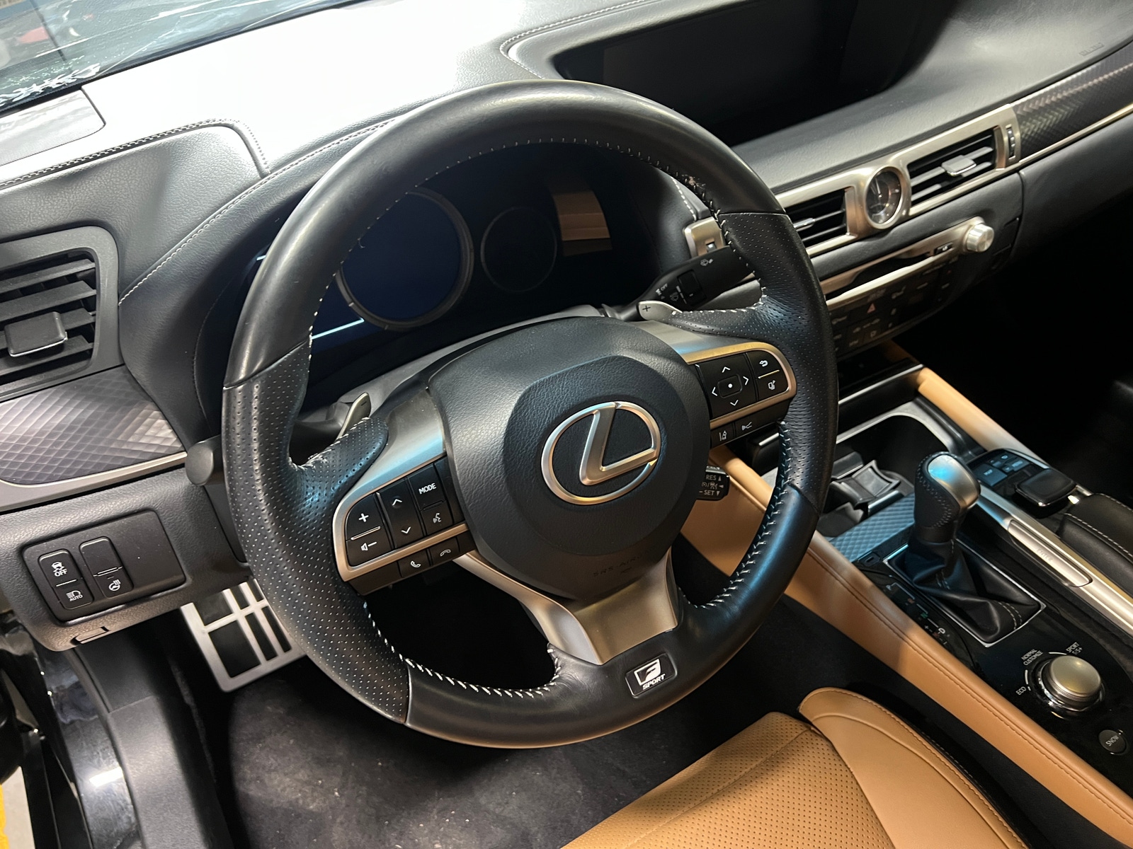 Thumbnail: 2019 Lexus GS - 4