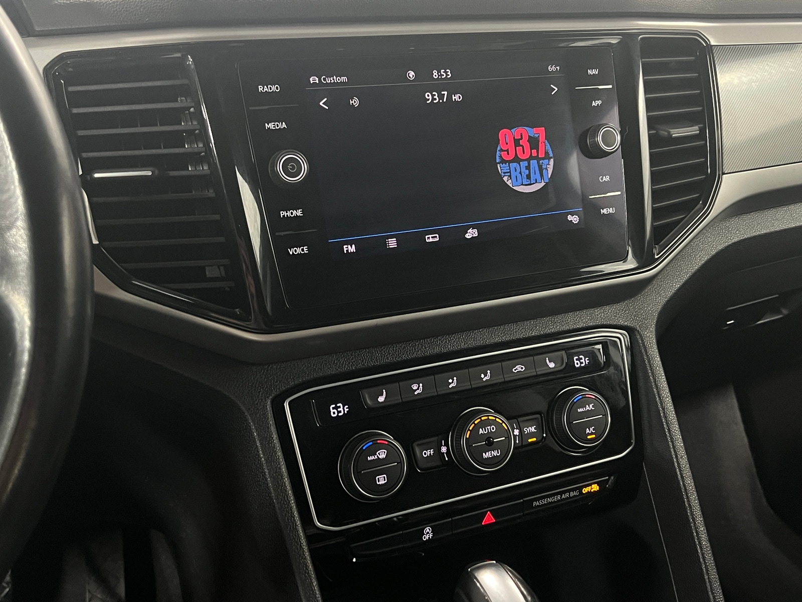 Thumbnail: 2020 Volkswagen Atlas - 3