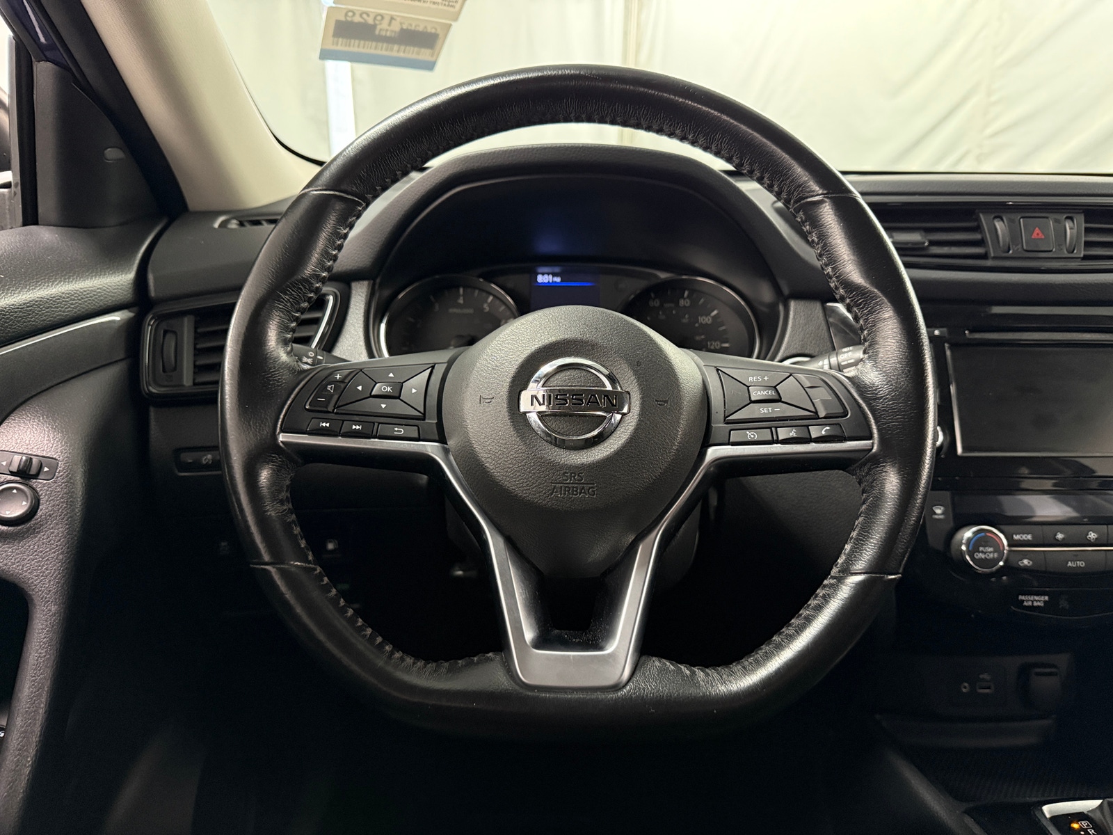 Thumbnail: 2019 Nissan Rogue - 5