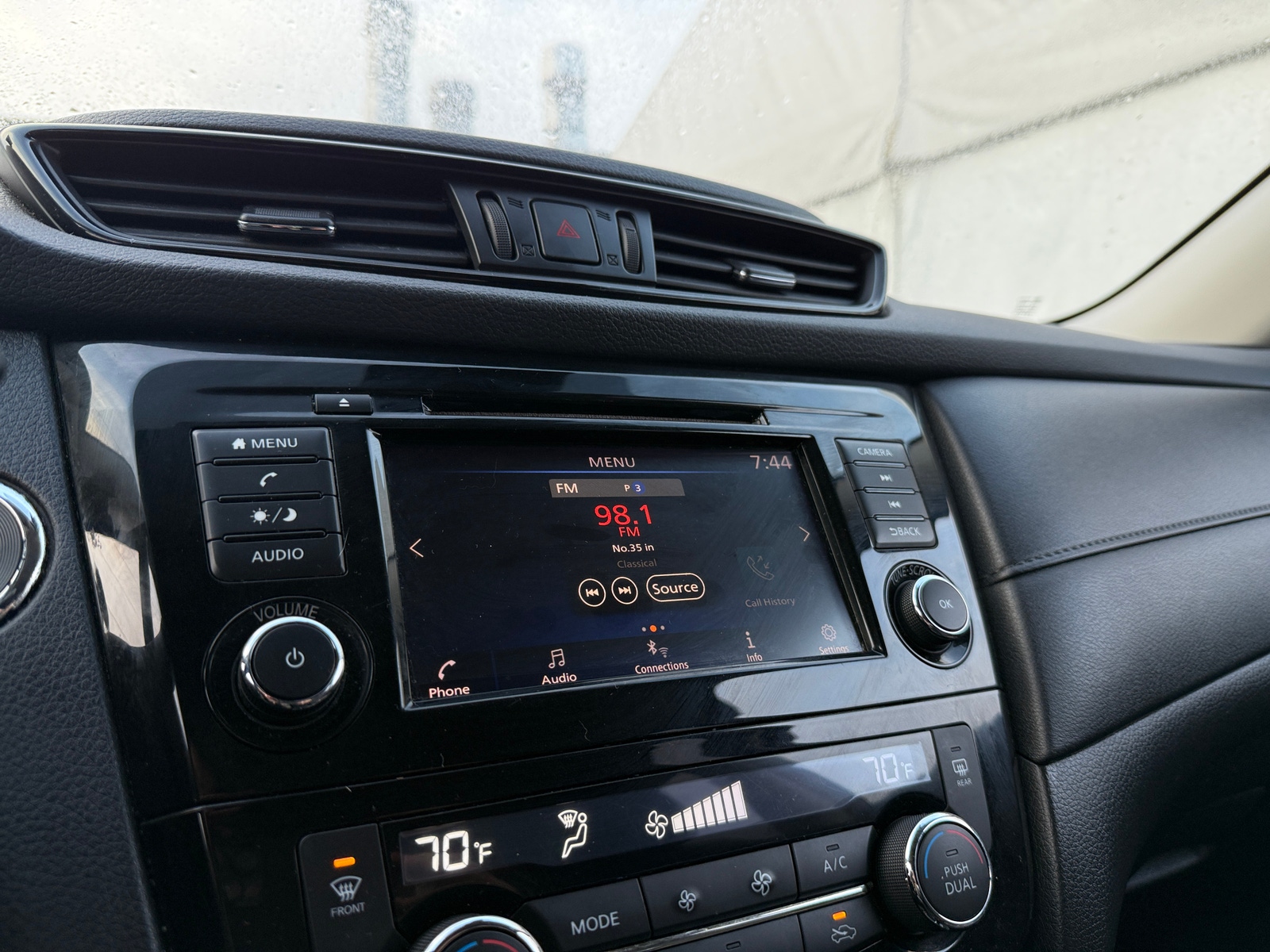 Thumbnail: 2019 Nissan Rogue - 4