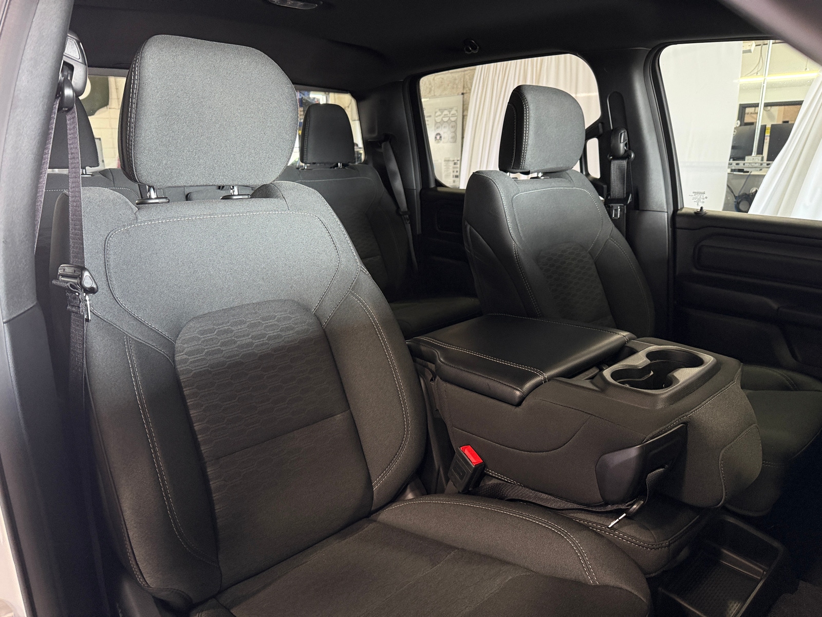 Thumbnail: 2025 RAM 1500 - 2